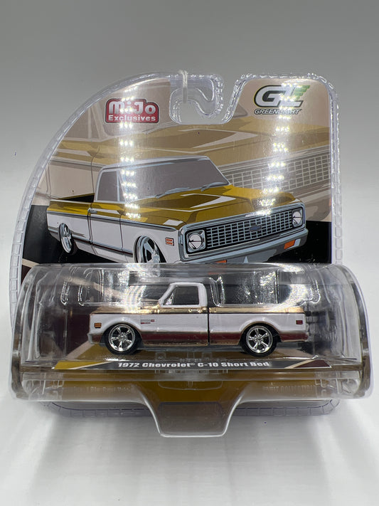 Greenlight Mijo Exclusives CHROME CHASE 1972 Chevrolet C10 Short Bed Yellow
