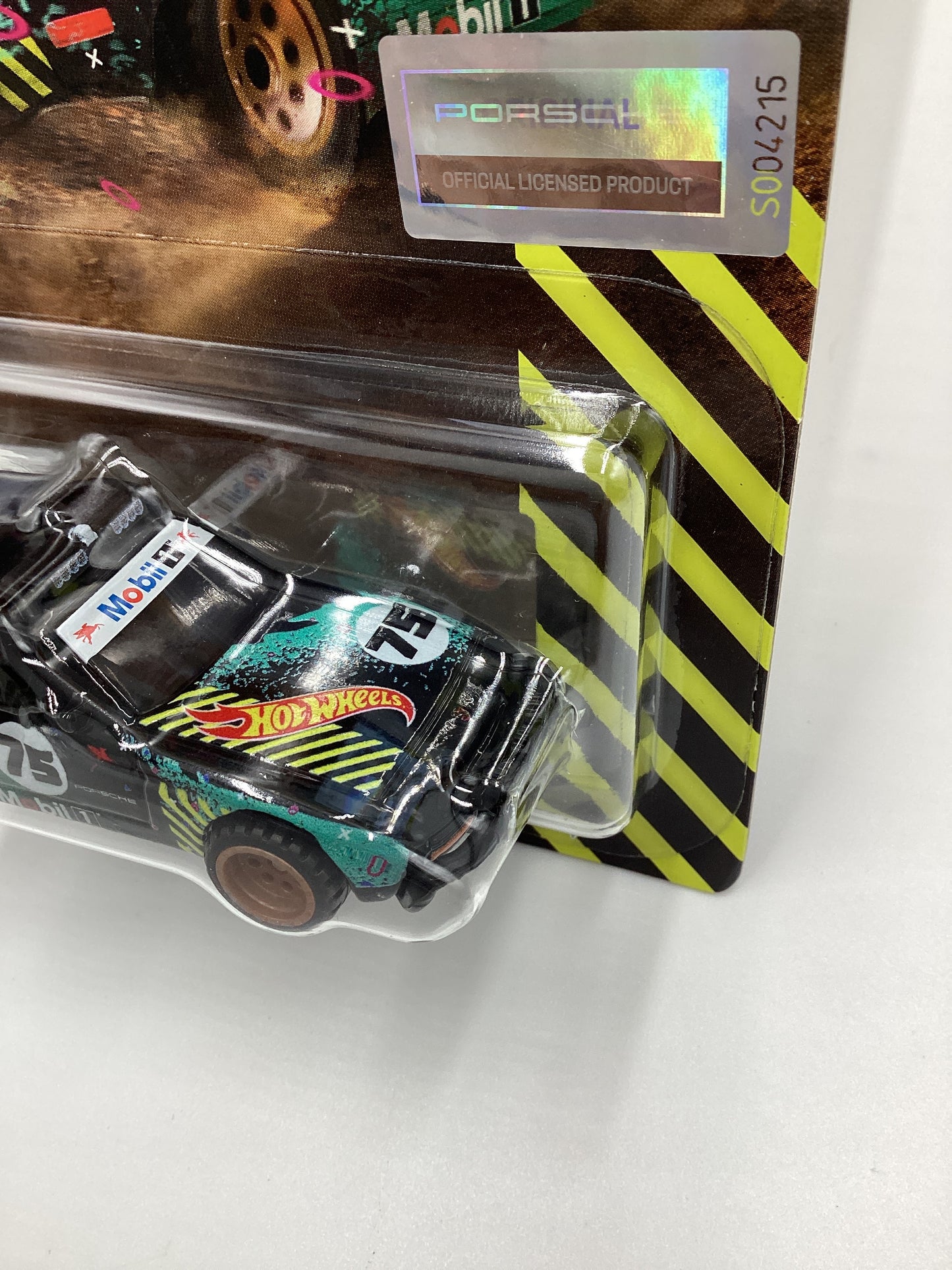 2024 Hot Wheels RLC Creations Exclusive Porsche 944 Dirtmeister Wagon Mobil 1 W/Protector