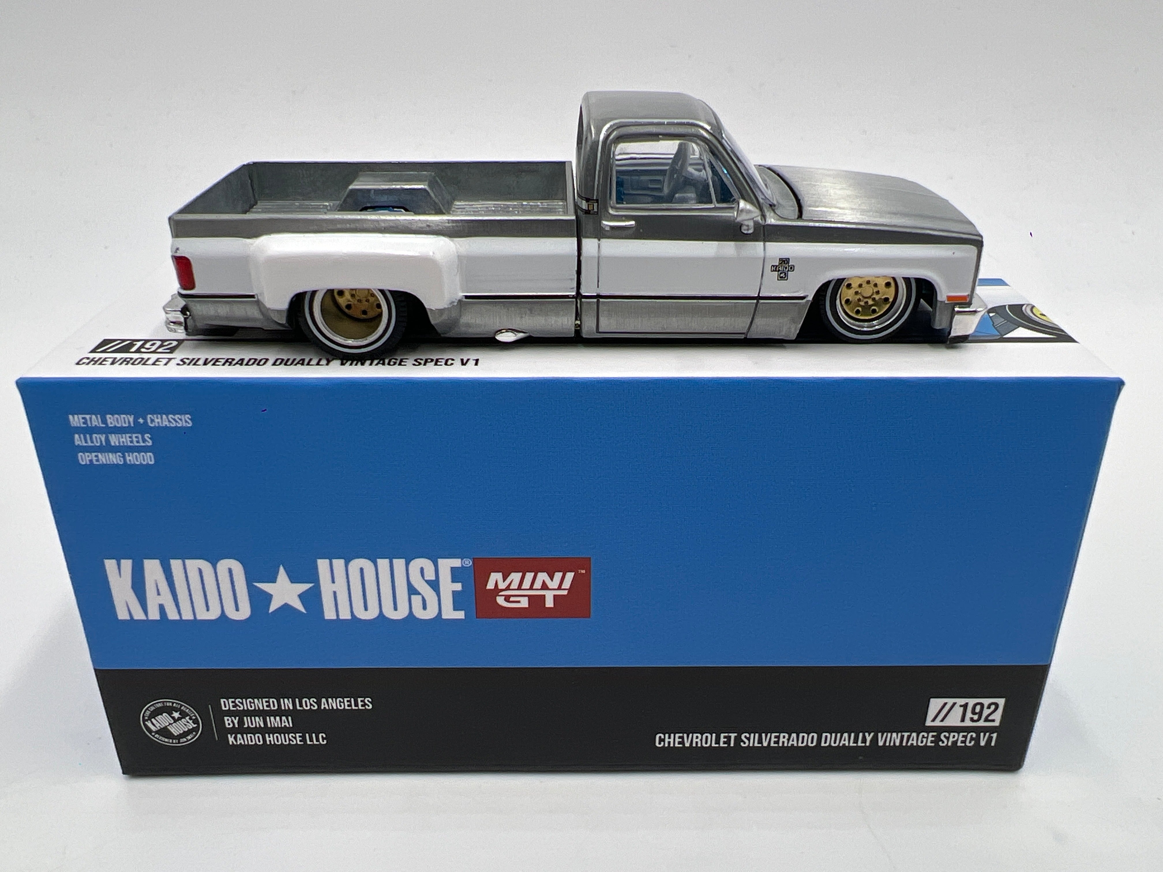 Mini GT Kaido House #192 CHASE Chevrolet Silverado Dually Vintage