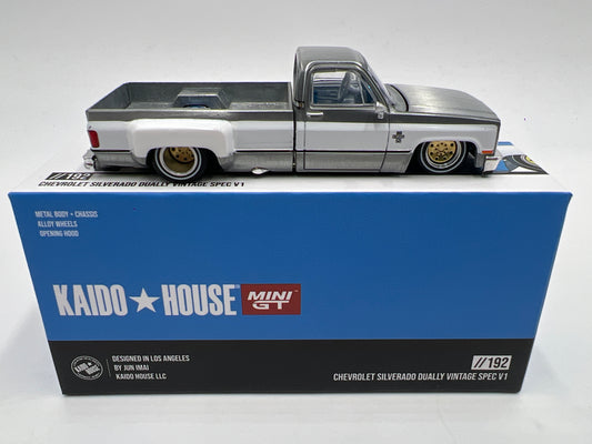 Mini GT Kaido House #192 CHASE Chevrolet Silverado Dually Vintage Spec V1