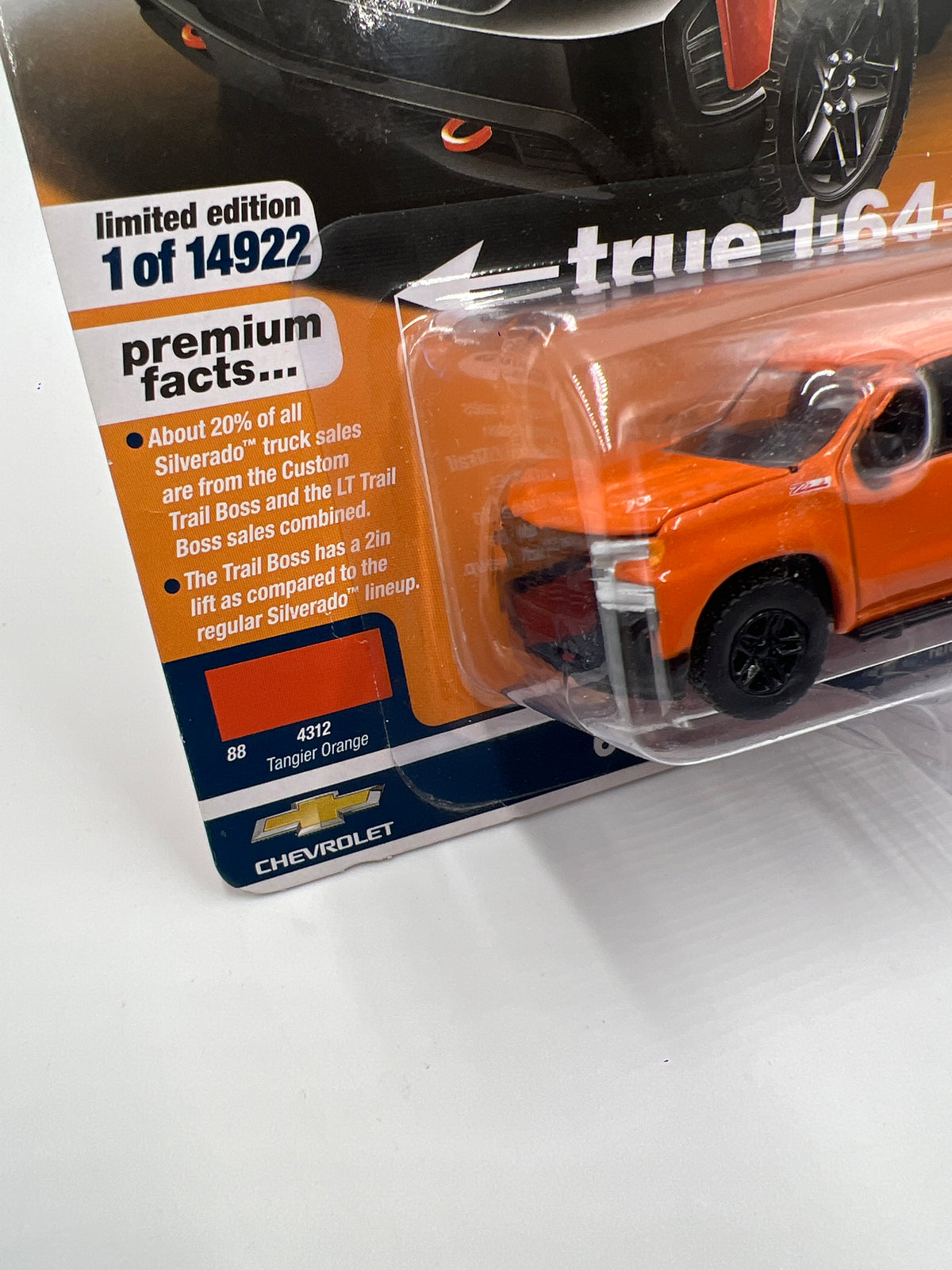 Auto World Muscle Trucks Release 5 Version A 2020 Chevy Silverado ZL1 LT Trail Boss Orange 183C