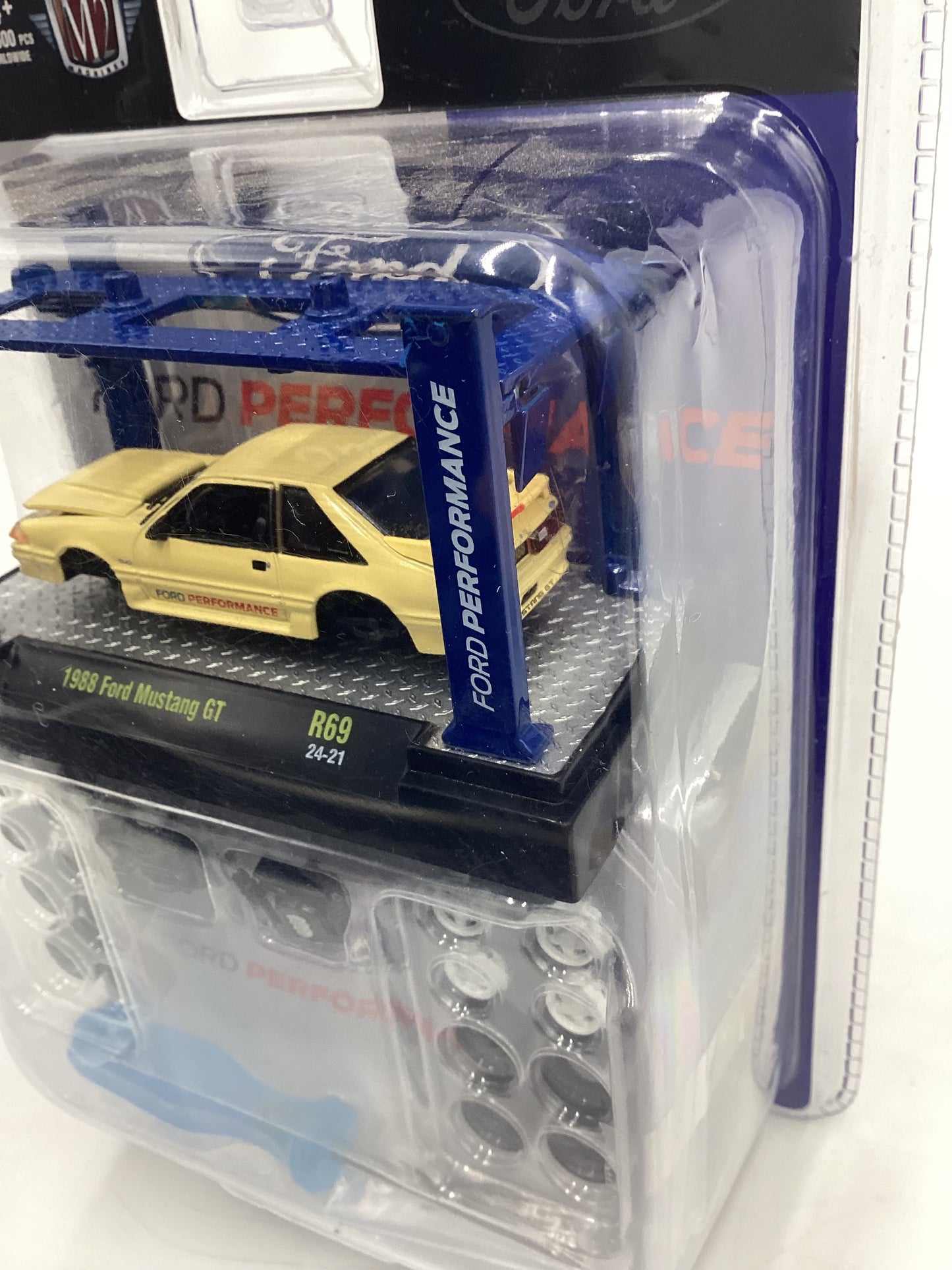 M2 Machines Model Kit Ford Performance 1988 Ford Mustang GT Yellow R69 201F