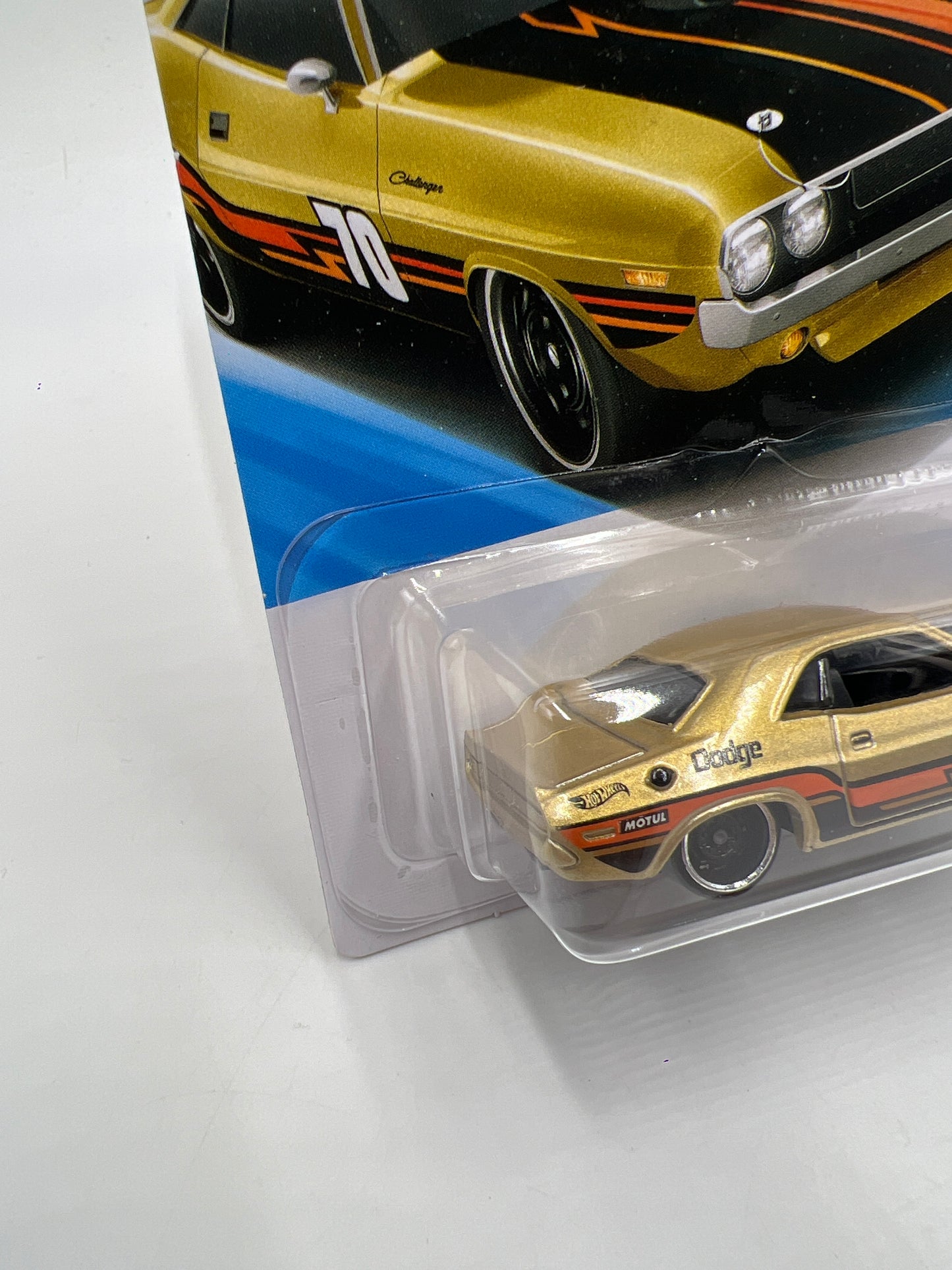 2026 Hot Wheels B Case Nightspeed #36 70 Dodge Hemi Challenger Gold