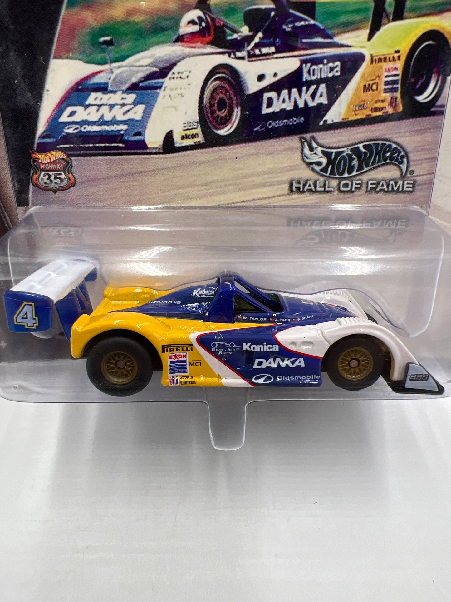 Hot Wheels Hall of Fame Milestone Moments 96 Daytona 24-Hour Riley & Scott Mk III