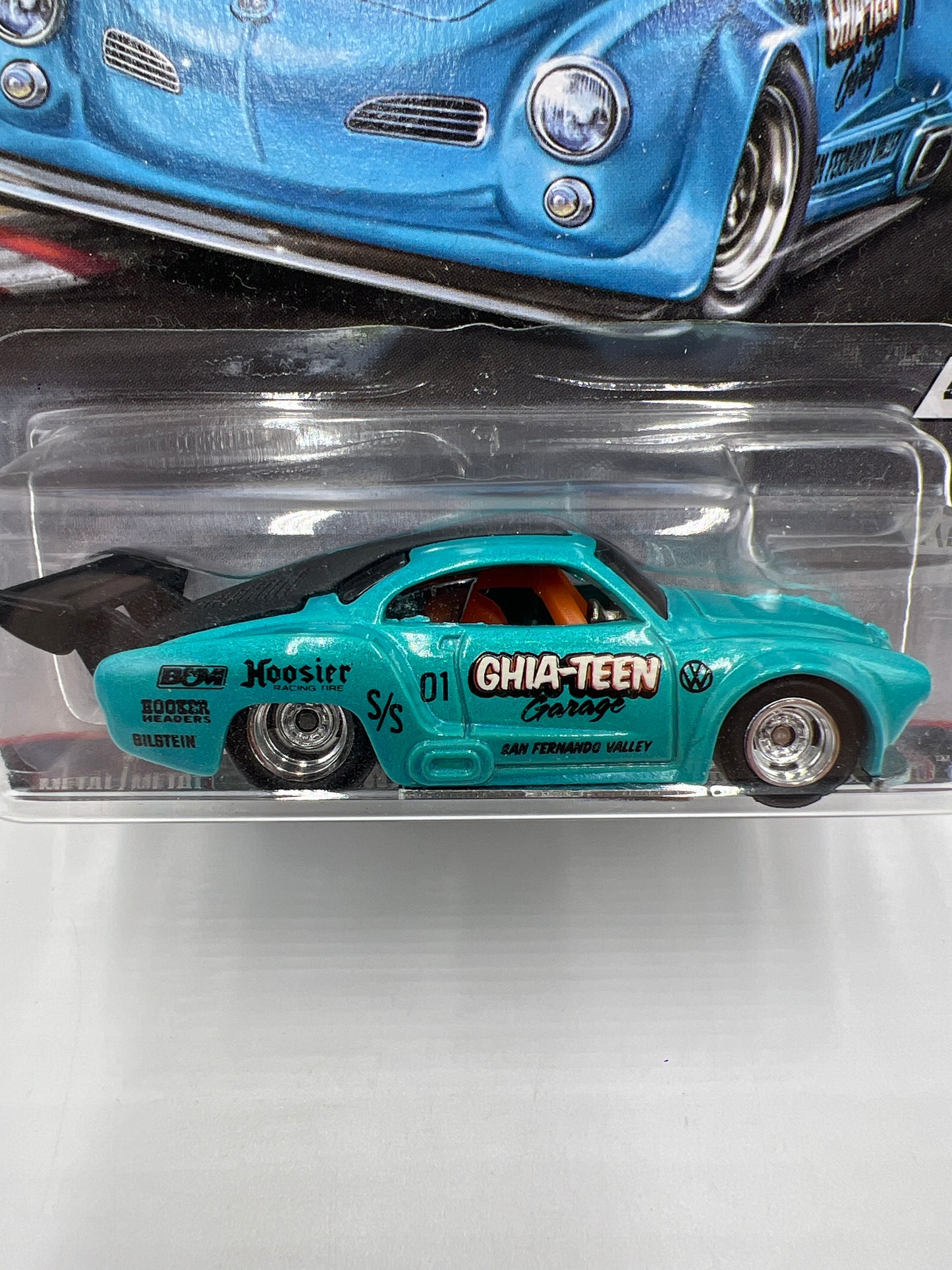Hot Wheels Car Culture Track Day #4 Volkswagen Karmann Ghia Blue