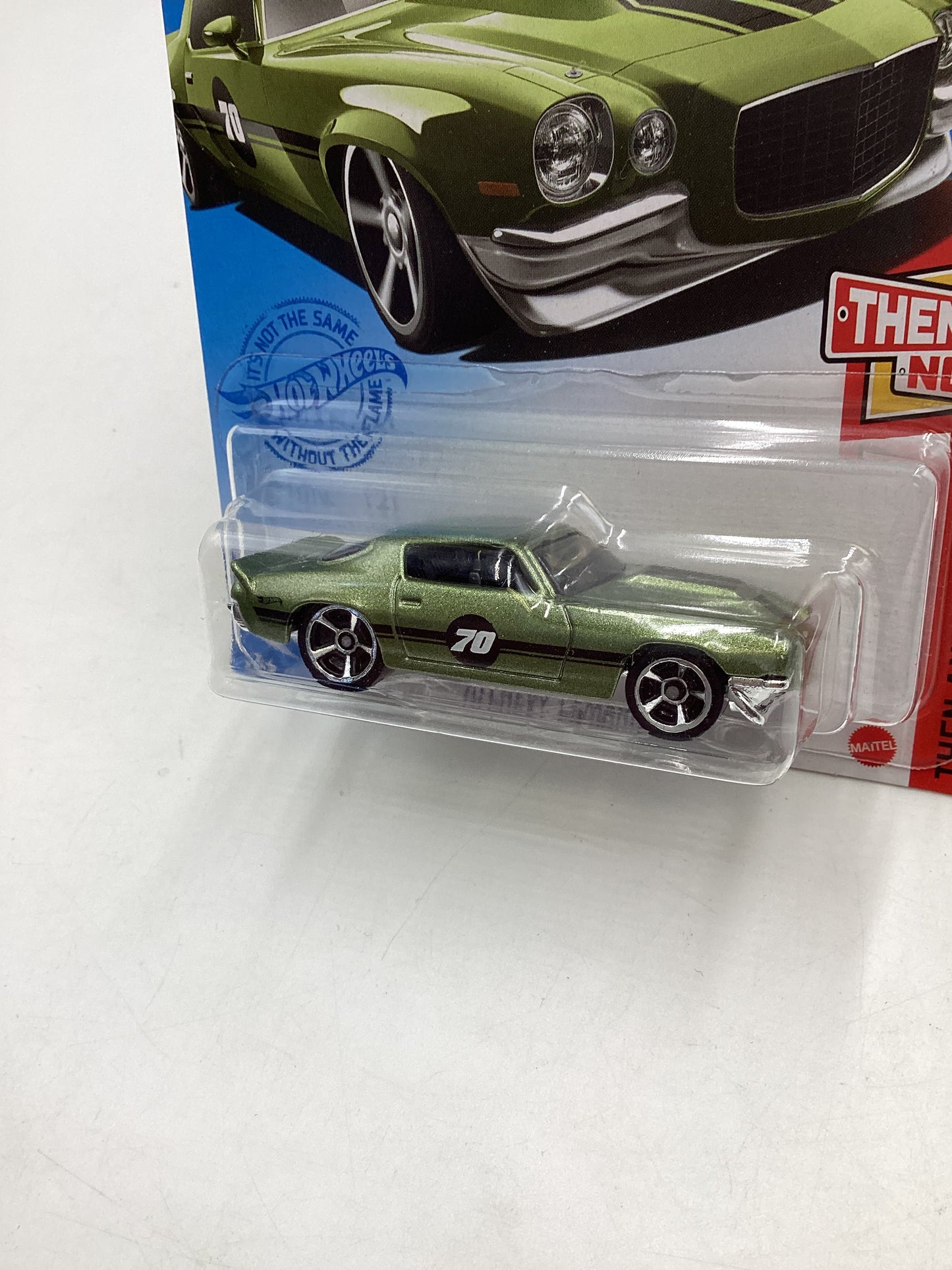 2021 hot wheels  #179 Walgreens Exclusive Green 70 Chevy Camaro RS 239E