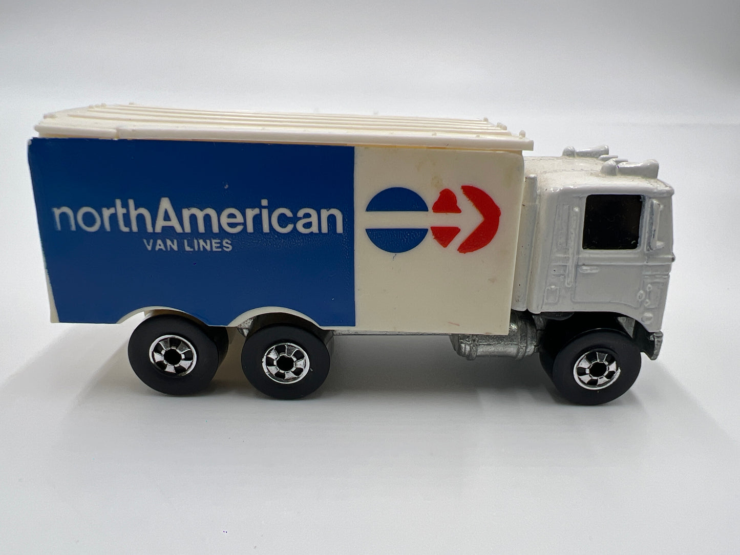 1979 Hot Wheels Blackwall Hiway Hauler North American Van Lines White Loose