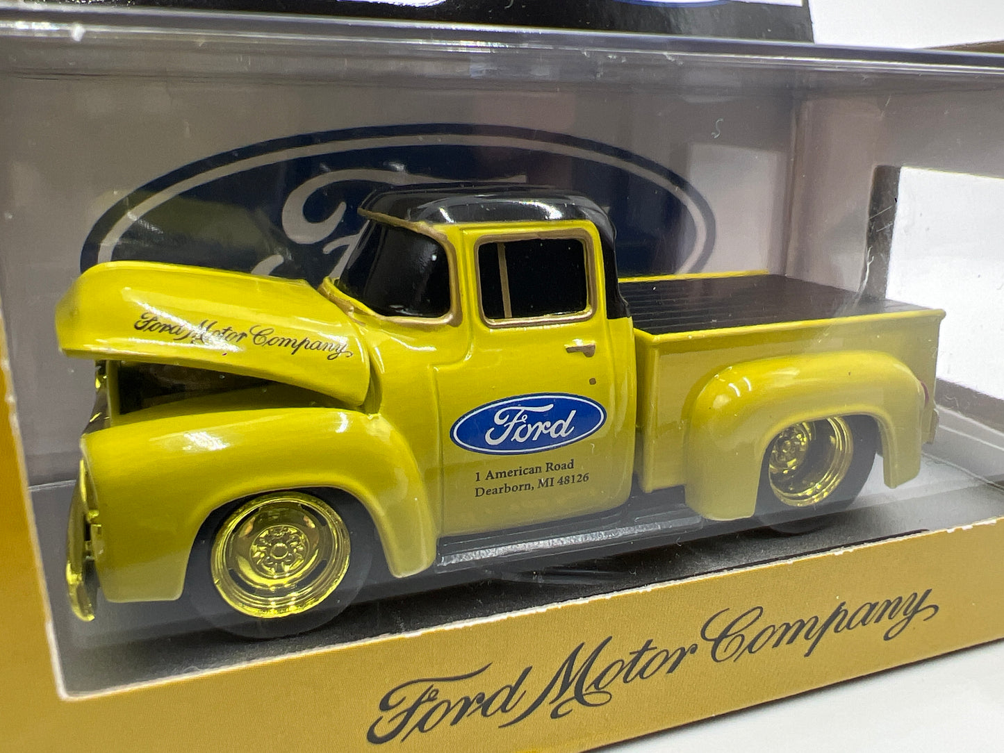 M2 Machines Ground Pounders CHASE 1/750 1956 Ford F-100 Truck Custom Yellow R26