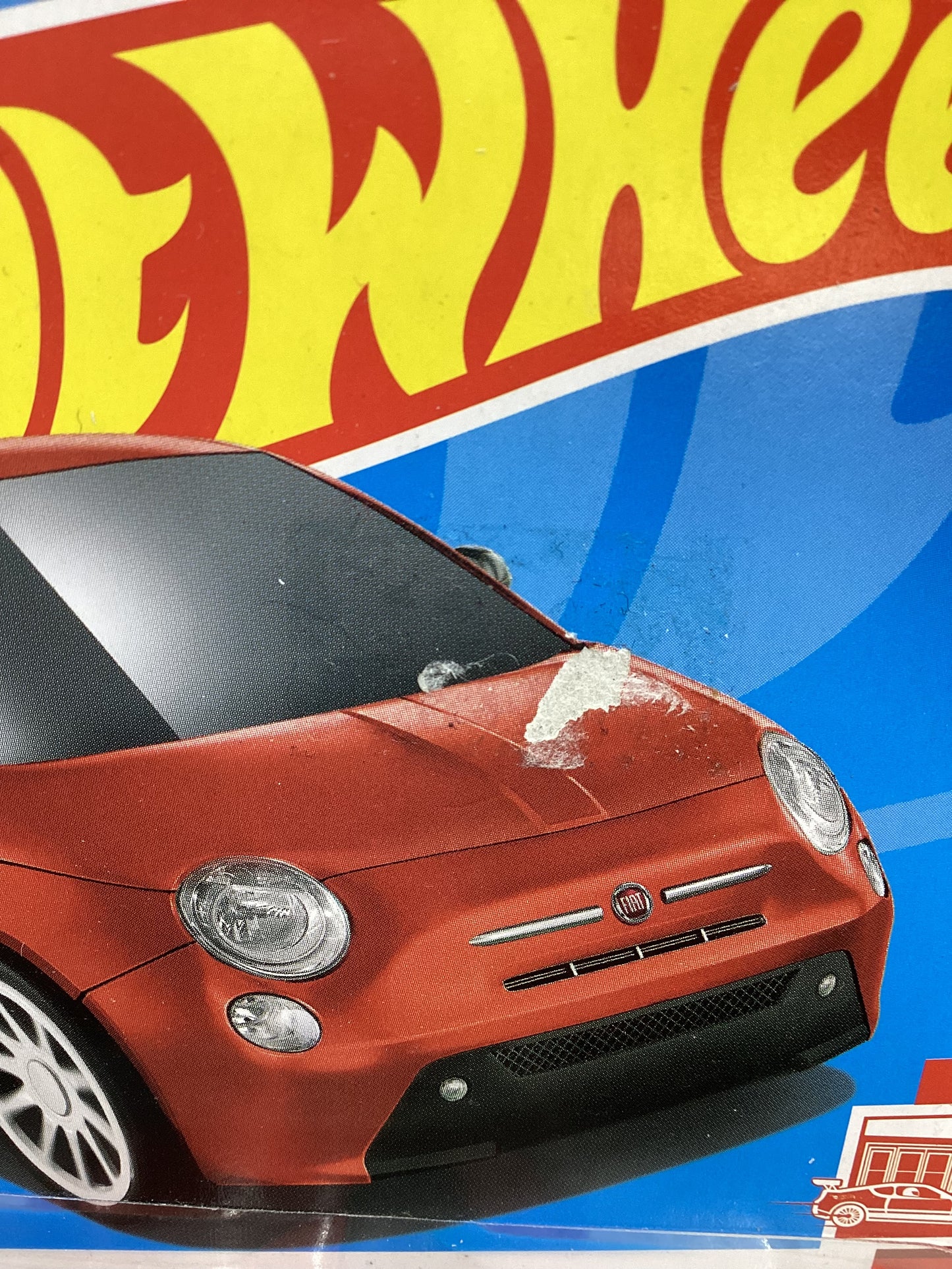 2024 Hot wheels Red edition #22 Fiat 500e Bad Card 150i