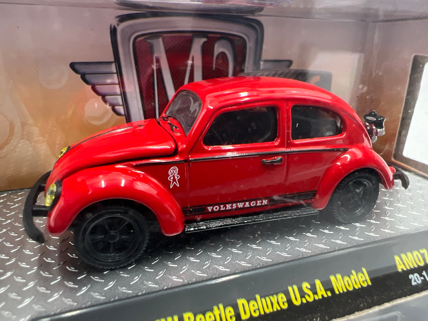 M2 Machines Auto-Mods 1953 VW Beetle Deluxe U.S.A. Model Red AM07