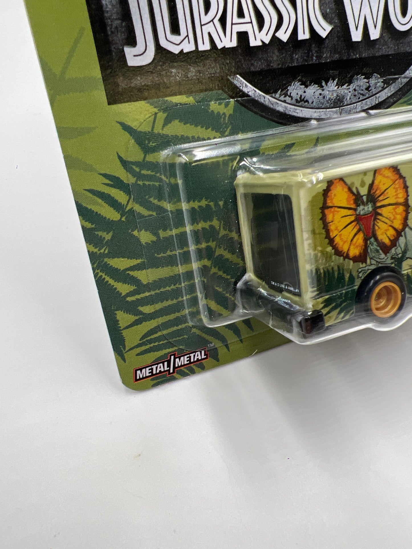 2022 Hot Wheels Jurassic World #4 Combat Medic Green 270B