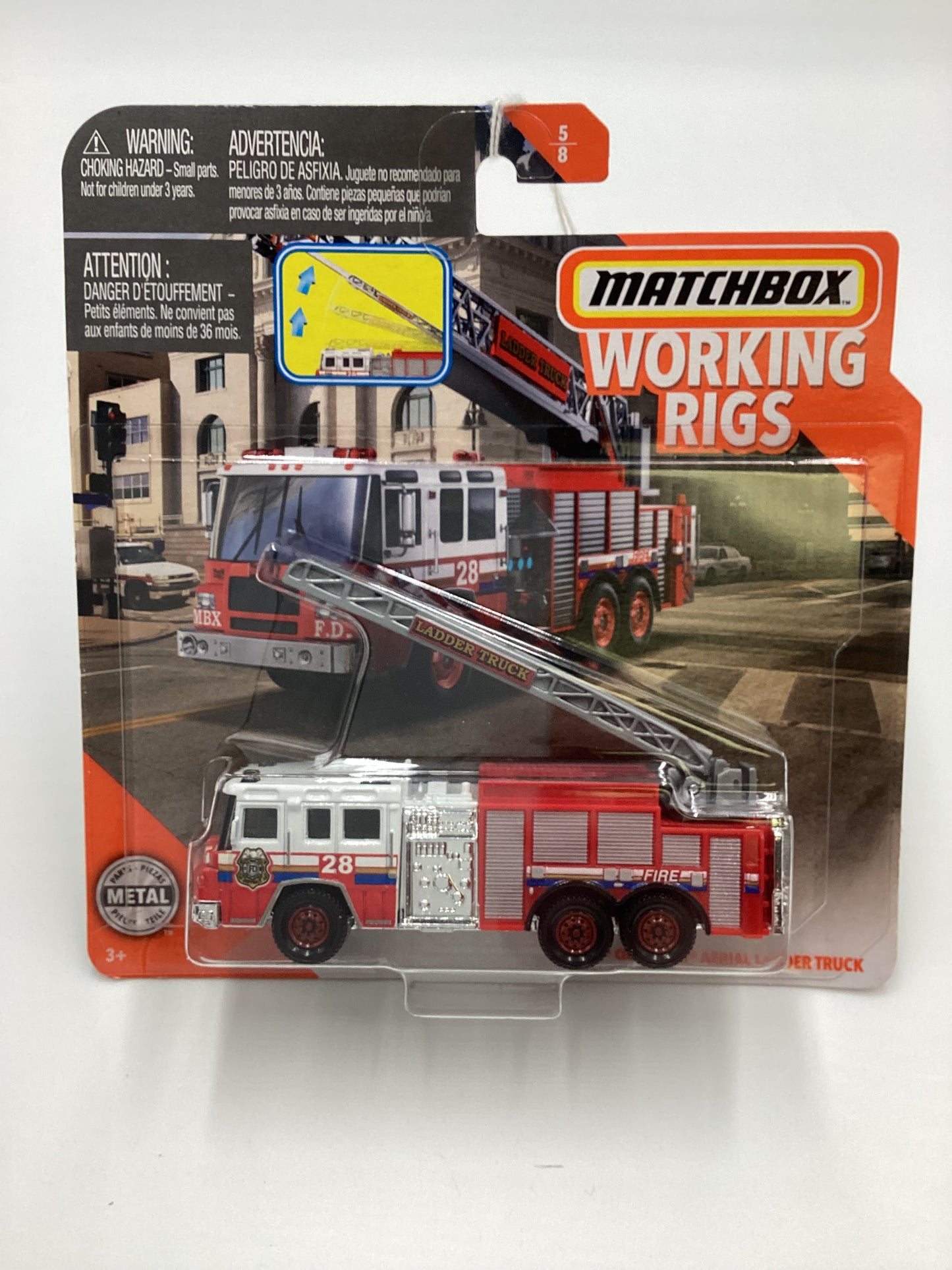 2019 Matchbox Working rigs #5 Pierce Quantum Aerial Platform Ladder Truck 166A