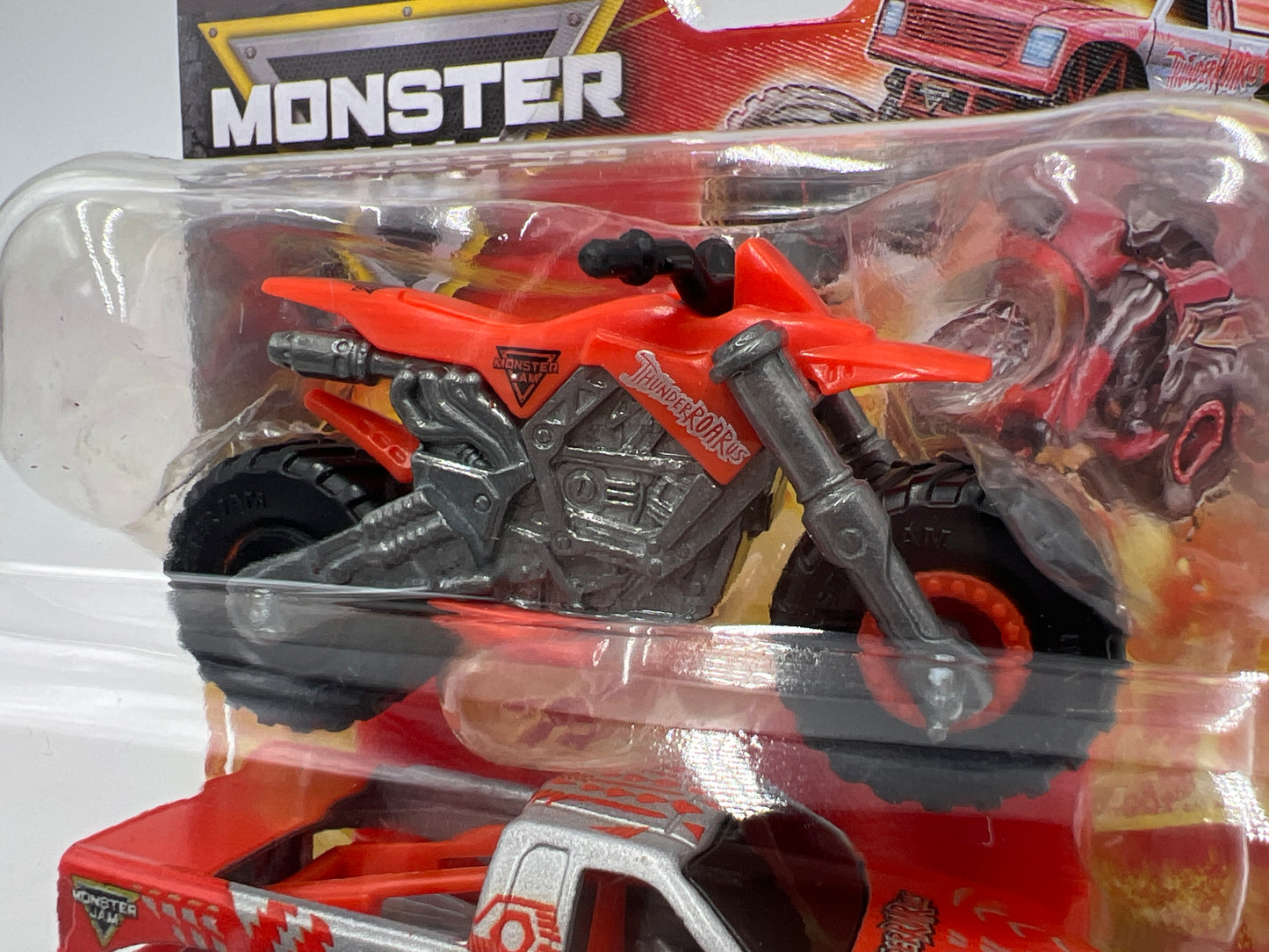 Monster Jam Walmart Exclusive 2 Pack ThunderROARus W/Dirt Bike 135C