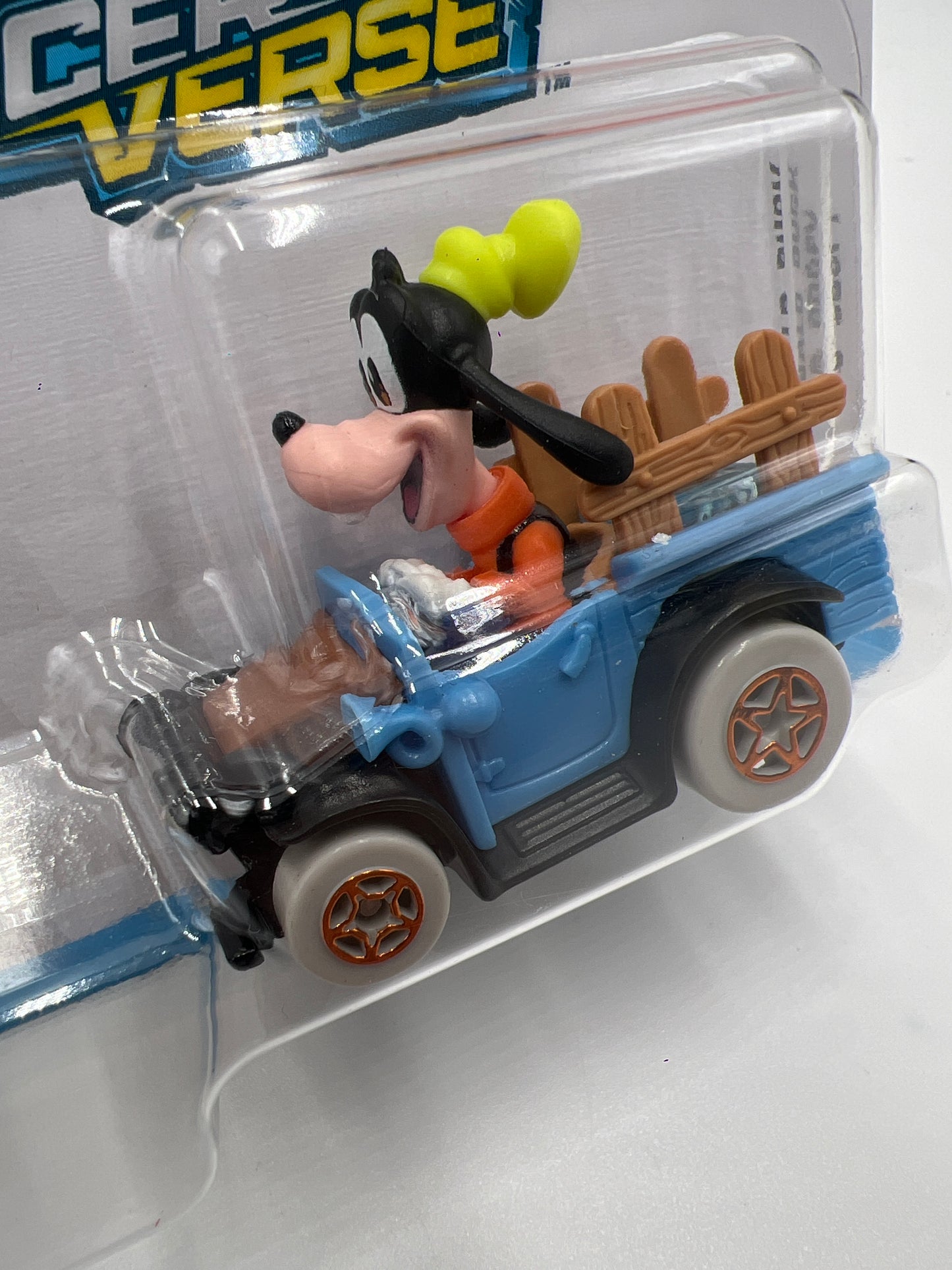 2025 Hot Wheels Racer Verse 2 Pack Mickey And Friends Donald Duck & Goofy 116A