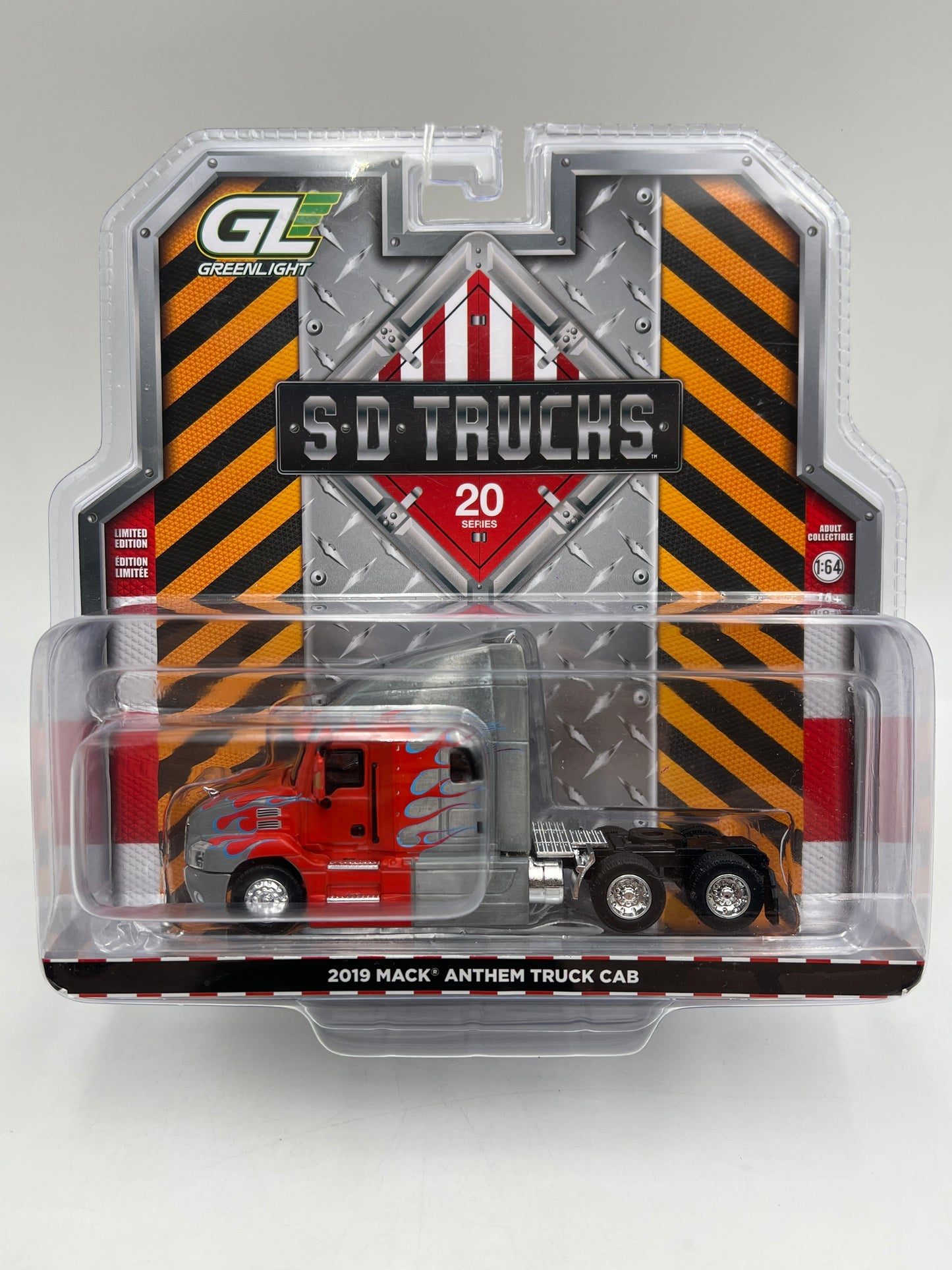Greenlight SD Trucks Series 20 RAW CHASE 2019 Mack Anthem Truck Cab