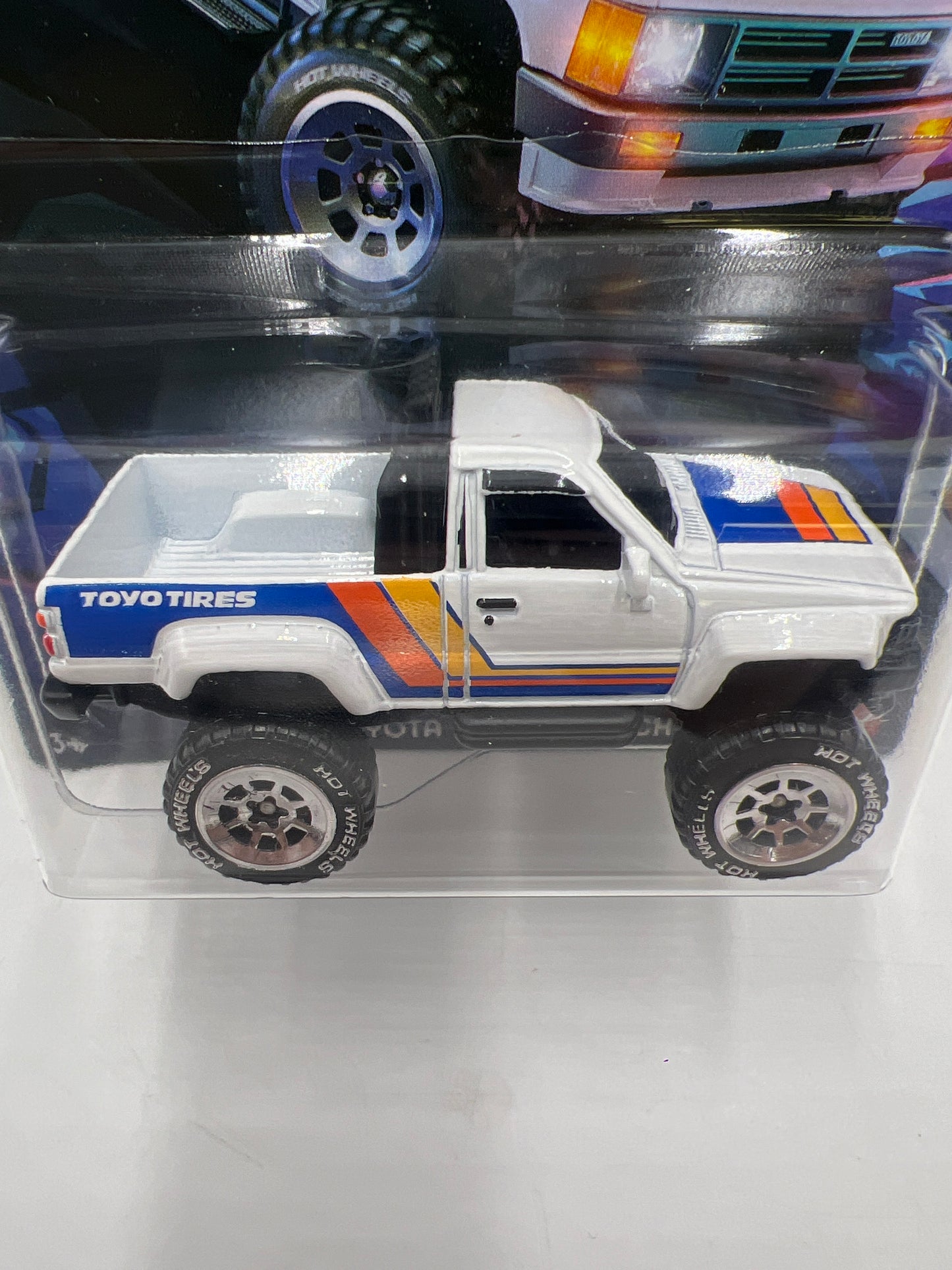 2024 Hot Wheels Tubular Trucks 4/5 1987 Toyota Pickup Truck 160G