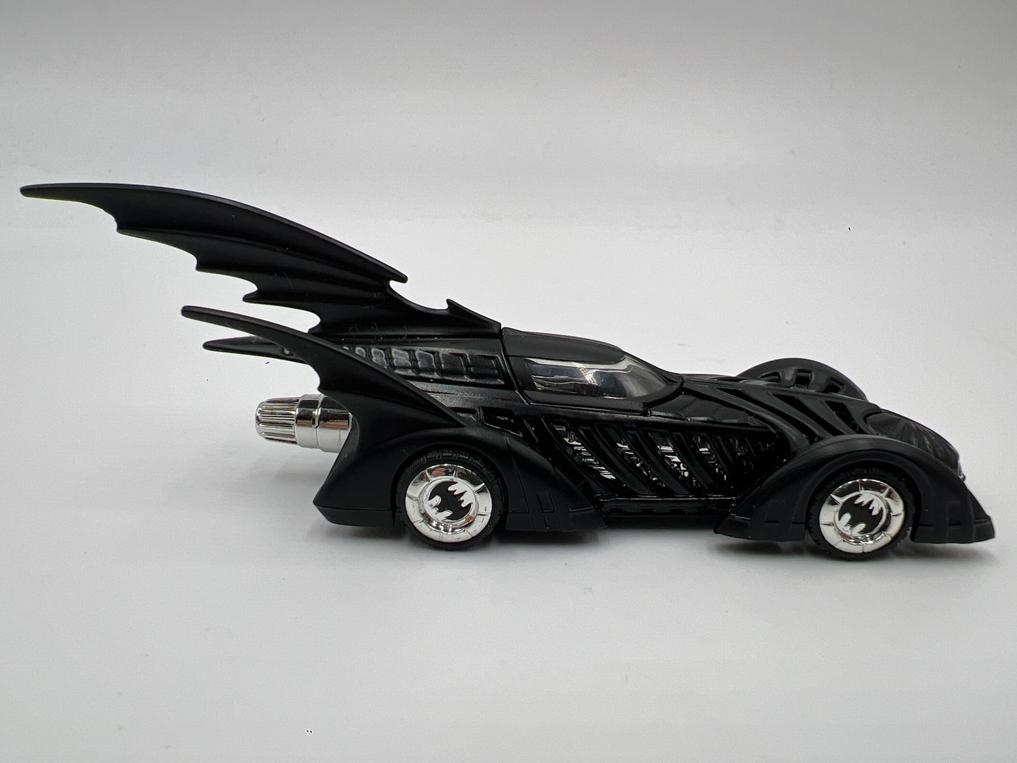 2004 Hot Wheels 1/64 Collectibles Batman Forever Batmobile Black Loose