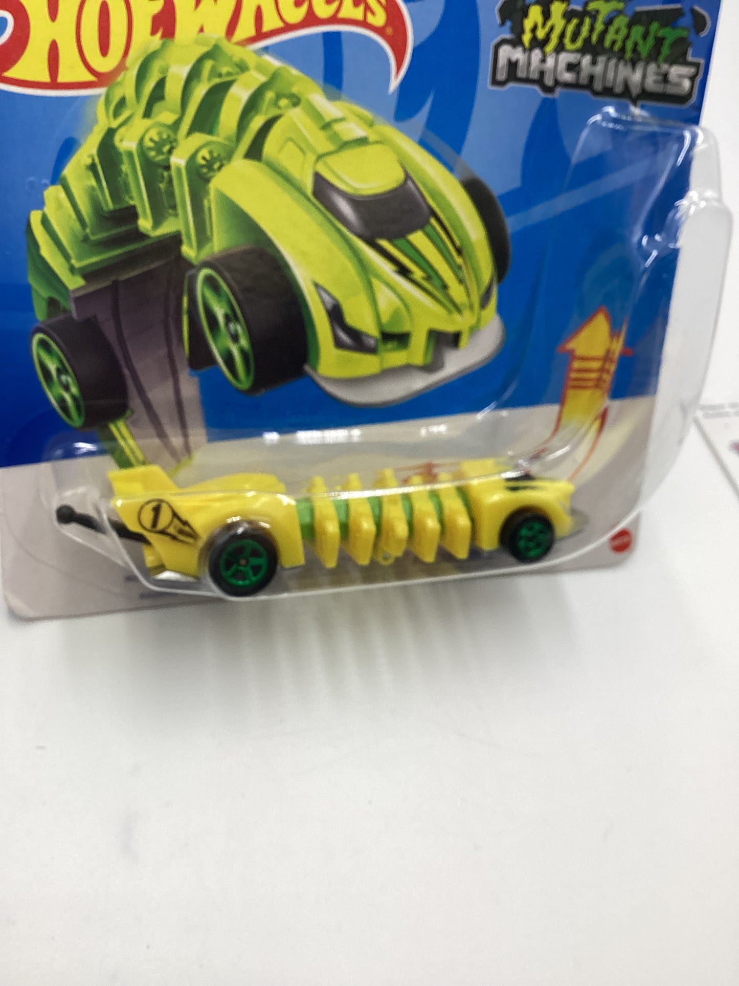 Hot Wheels Mutant Machines Flexforce Yellow