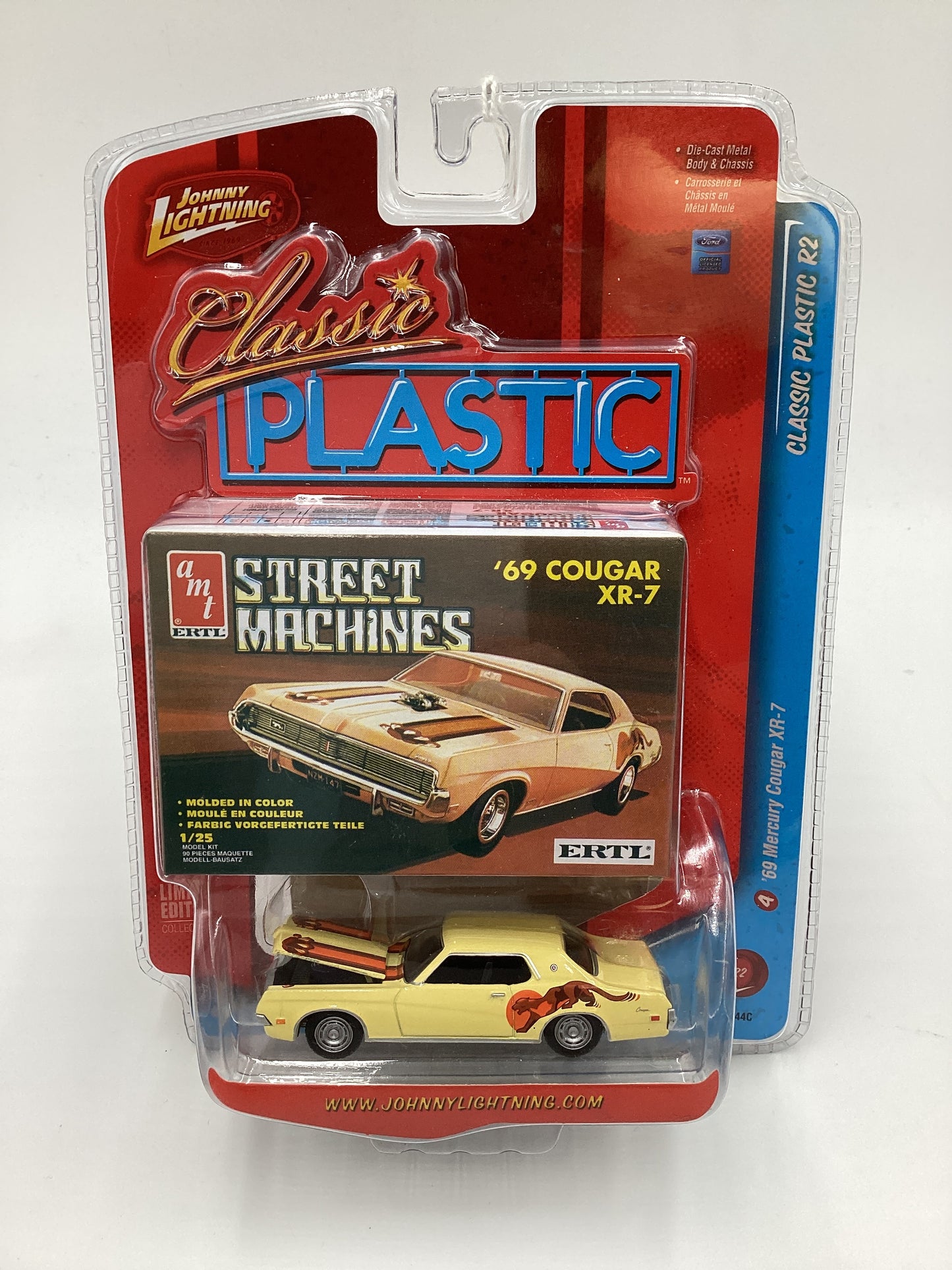 Johnny lightning Classic Plastic Release 2 #4 69 Mercury Cougar XR-7 Yellow 229C