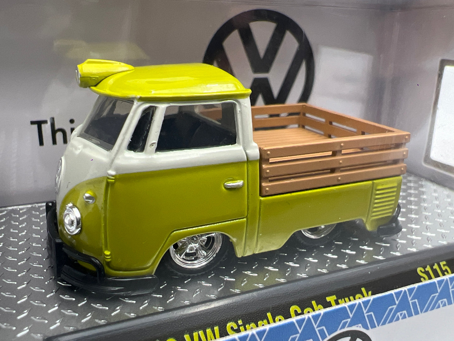 M2 Machines S115 1960 VW Single Cab Truck