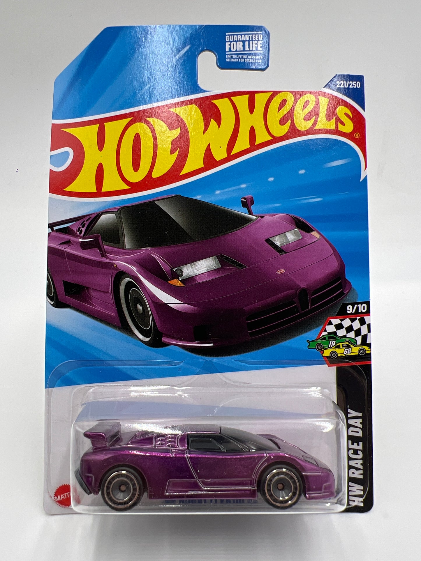 2025 Hot Wheels Super Treasure Hunt #221 94 Bugatti EB110 SS Purple W/Protector
