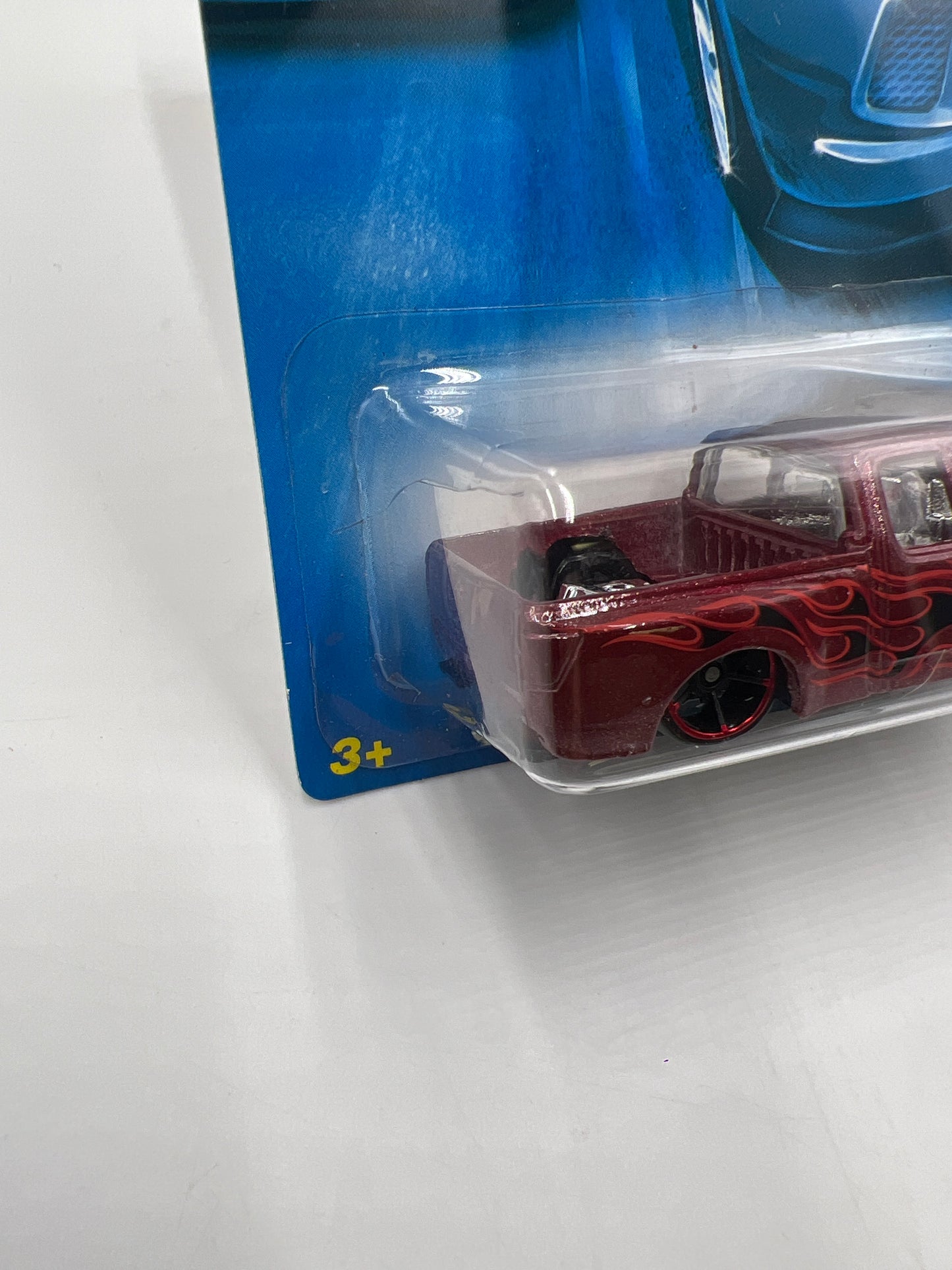 2008 Hot Wheels #139 Team Hot Trucks Nissan Titan Red *Cracked Blister*