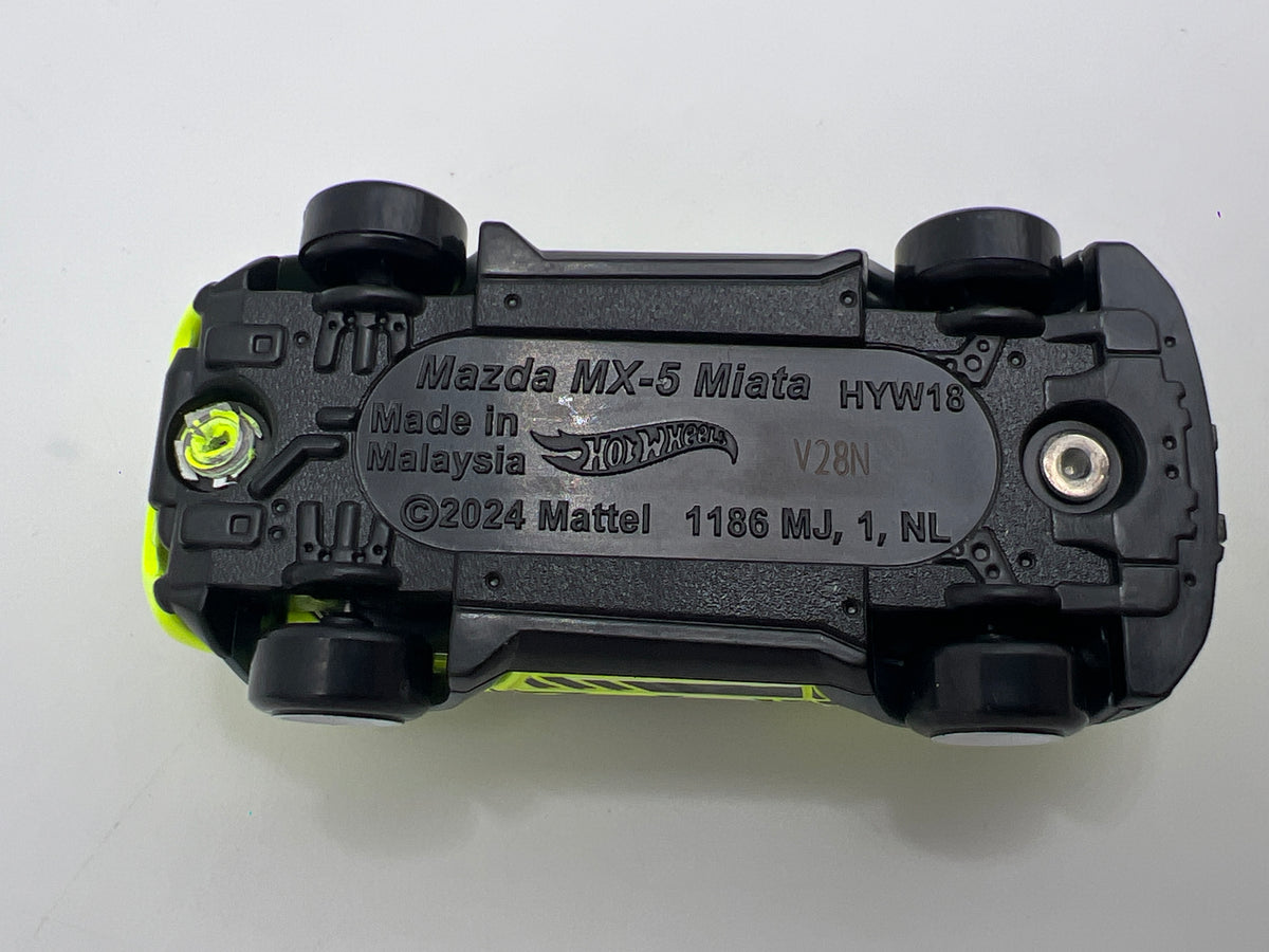 2027 Hot Wheels Mystery Models Series 1 #1 CHASE Mazda MX-5 Miata Neon