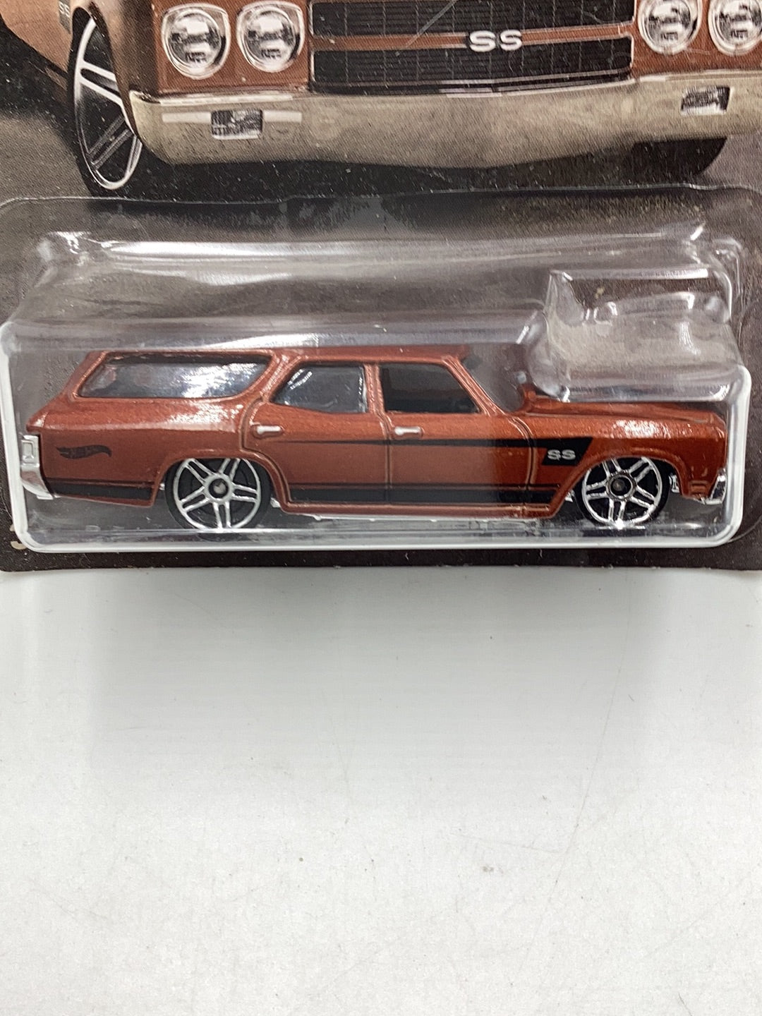 Hot Wheels Garage 2/10 70 Chevelle SS Wagon 151A