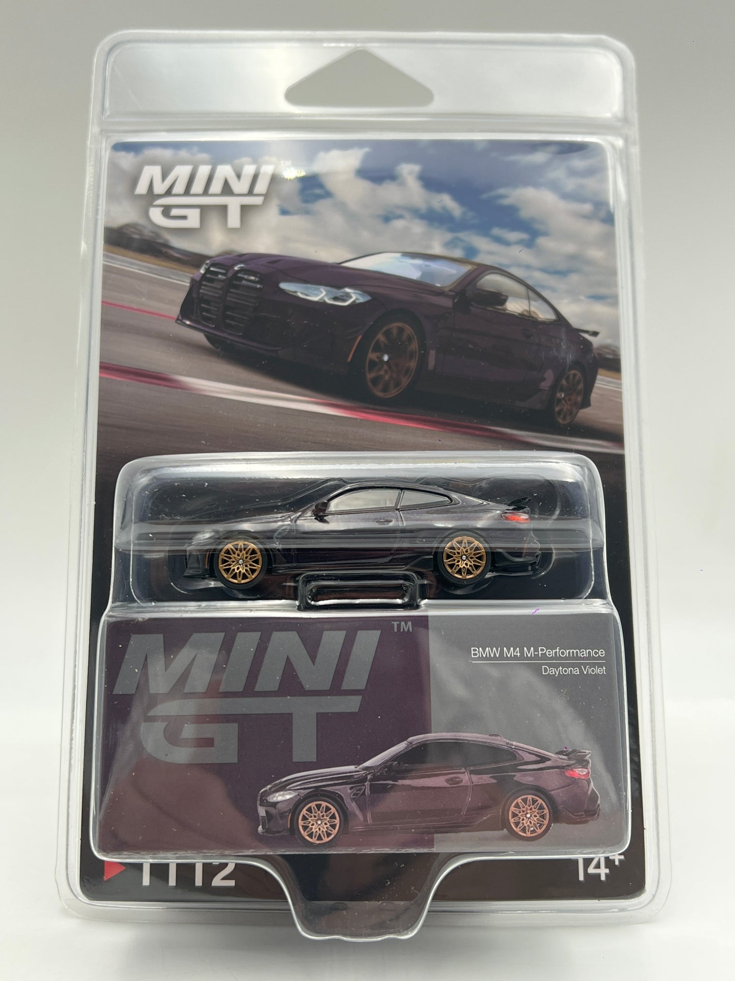 Mini GT #1112 BMW M4 M-Performance Daytona Violet