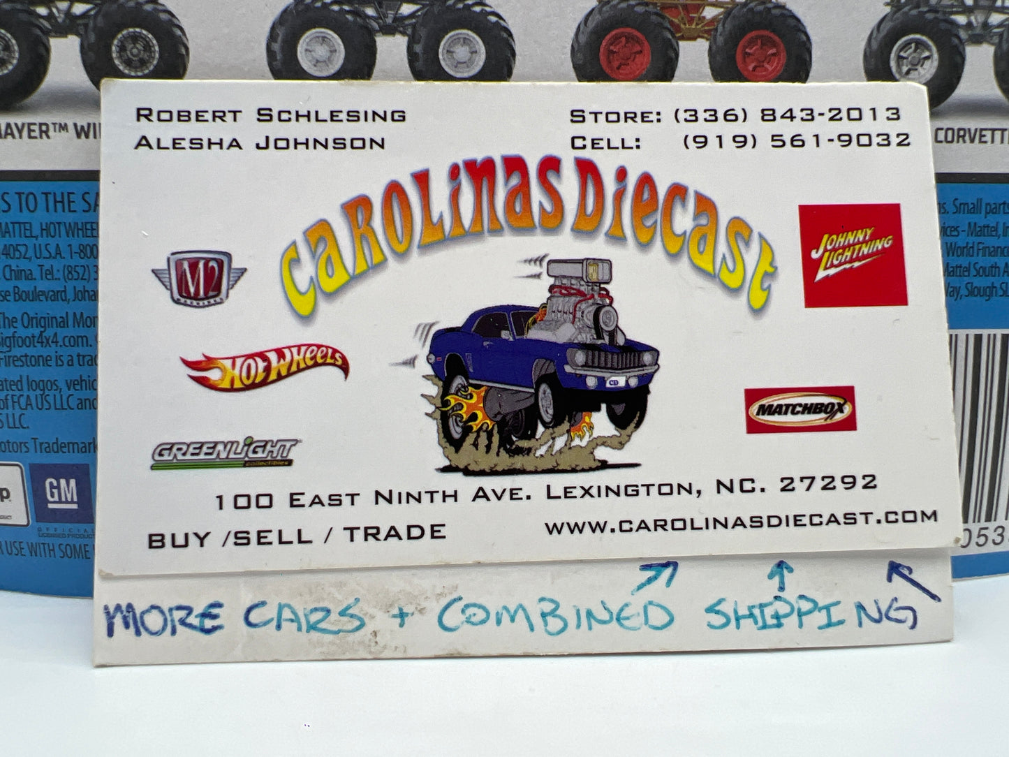 2021 Hot Wheels Monster Trucks Neon Shockers #44 Town Hauler 131i