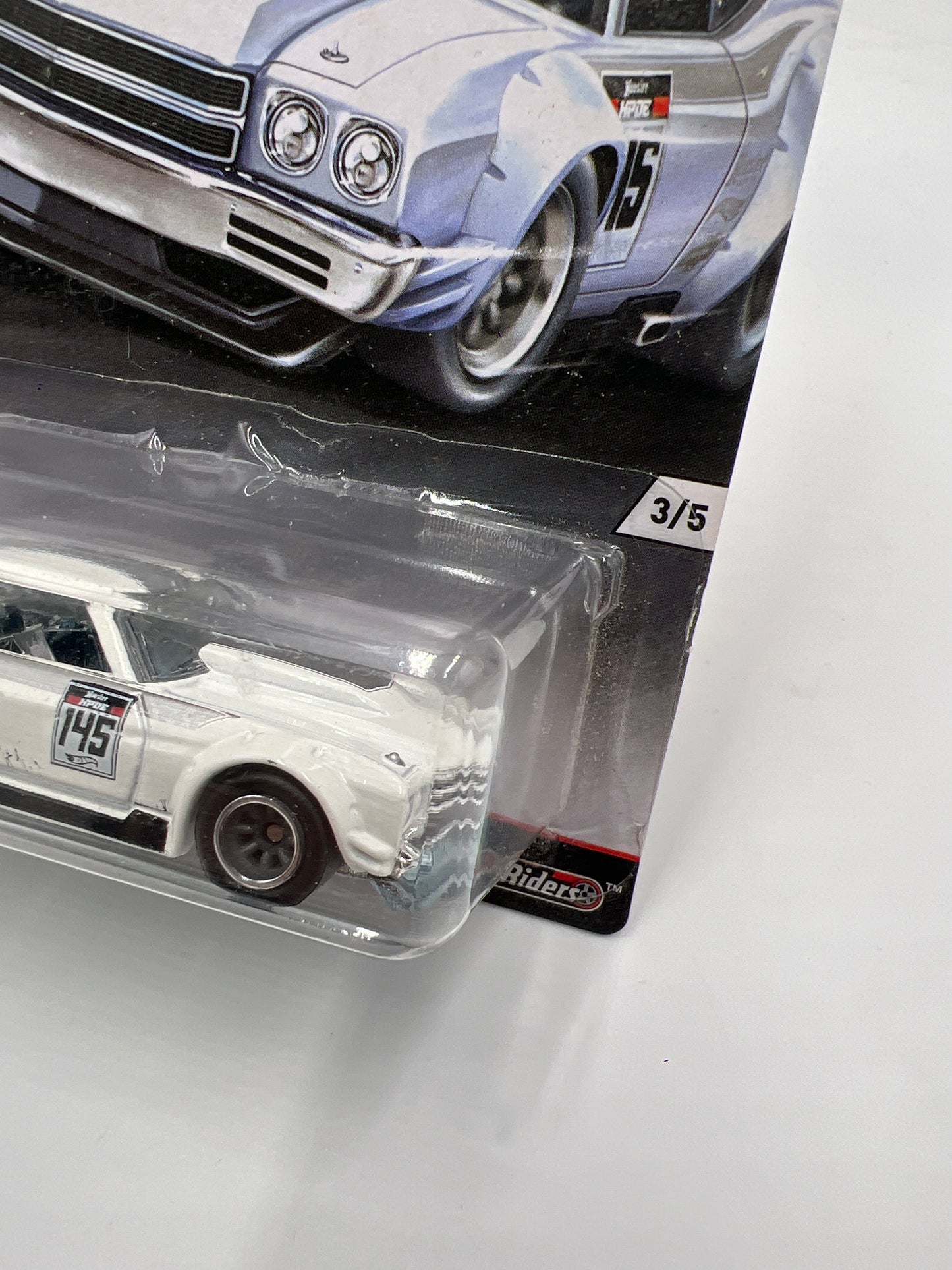 Hot Wheels Premium Track Day #3 70 Chevy Chevelle White 245M