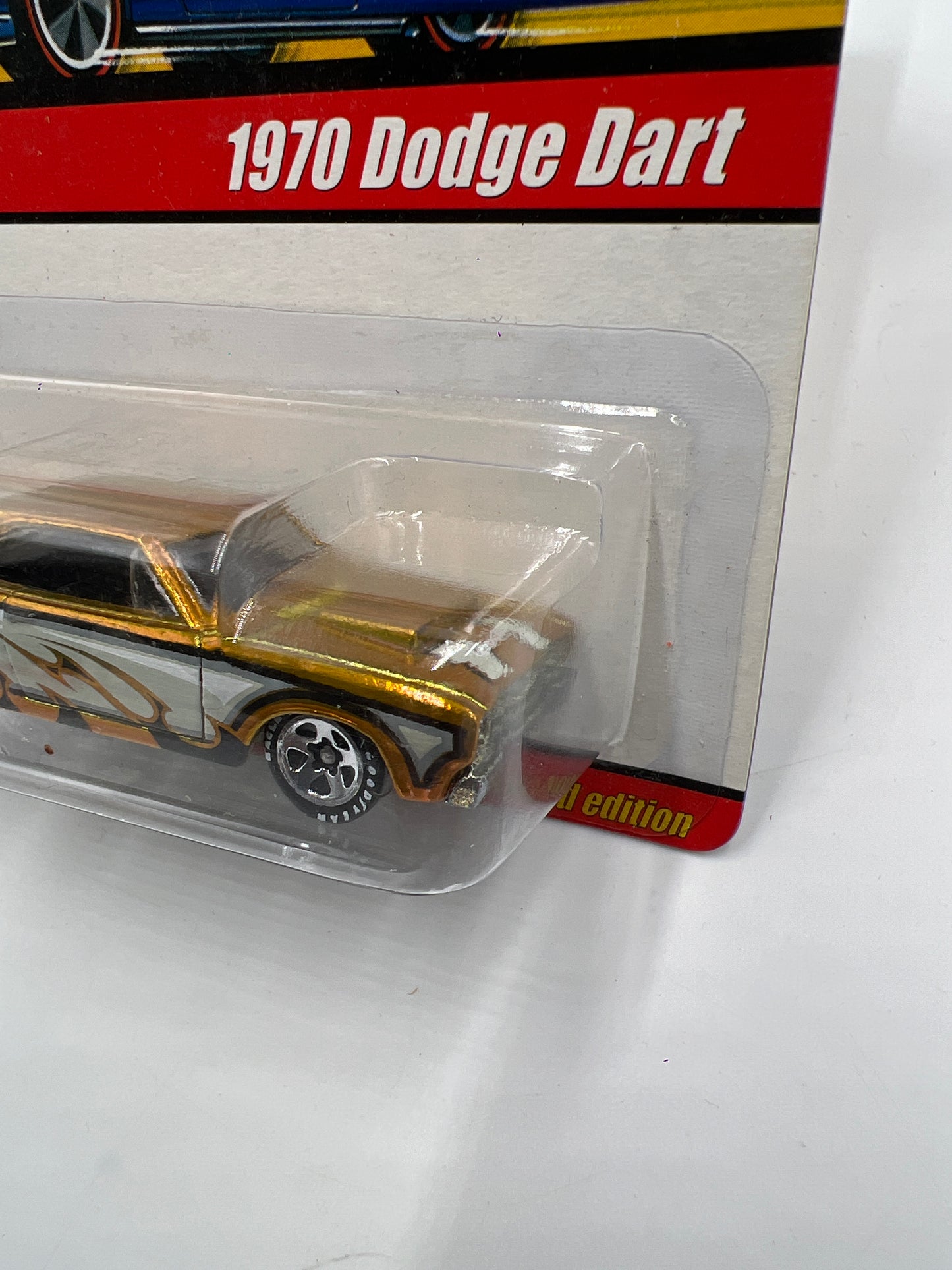 Hot Wheels Classics Series 1 #3 1970 Dodge Dart Gold