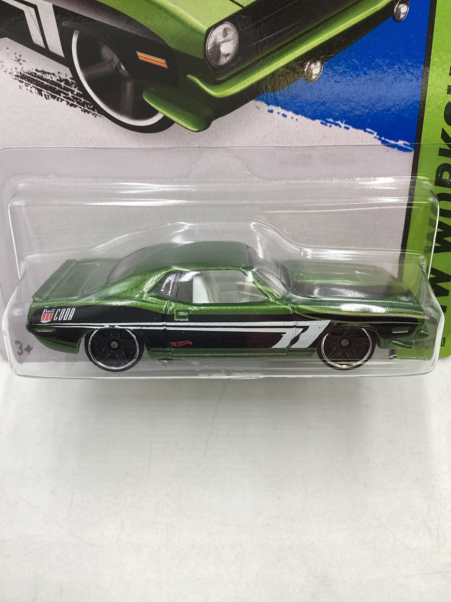 2015 Hot Wheels #199 Factory Sealed Green 70 Plymouth AAR Cuda 44A