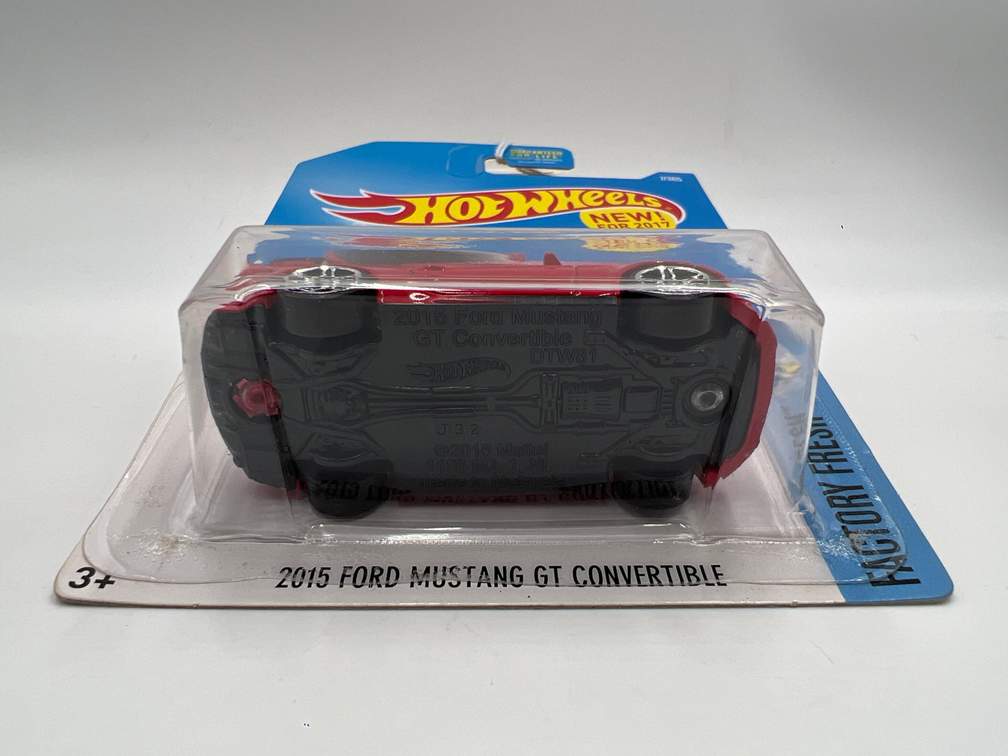 2017 Hot Wheels Factory Fresh #7 2015 Ford Mustang GT Convertible Red