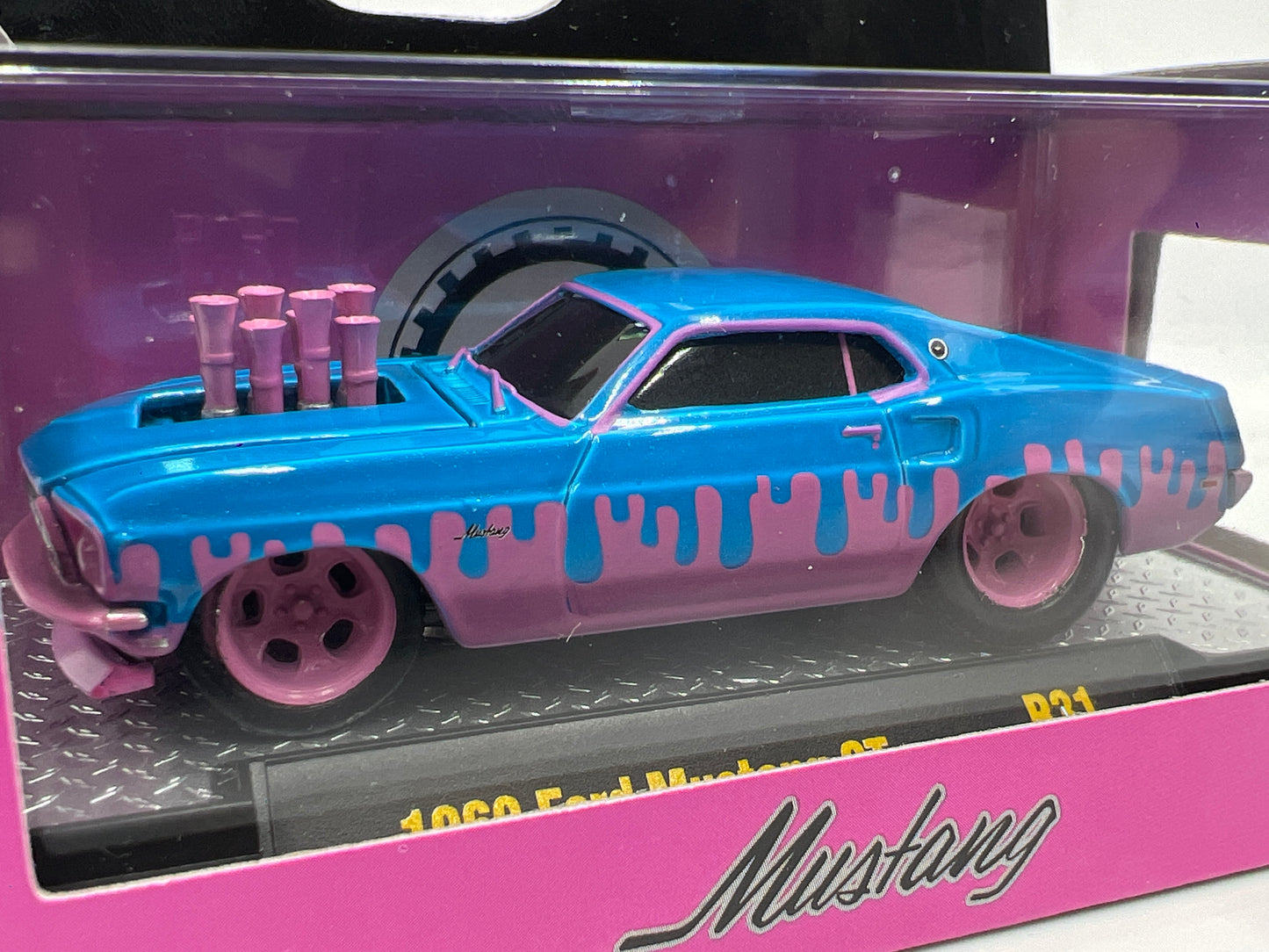 M2 Machines Ground Pounders CHASE 1969 Ford Mustang GT Blue/Pink R31