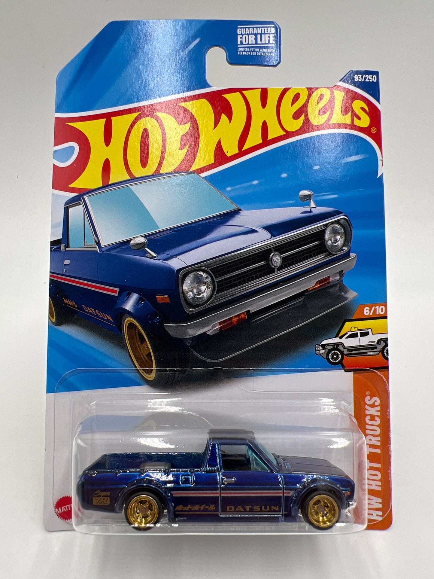 2025 Hot Wheels Super Treasure Hunt #93 1975 Datsun Sunny Truck B120 Blue W/Protector
