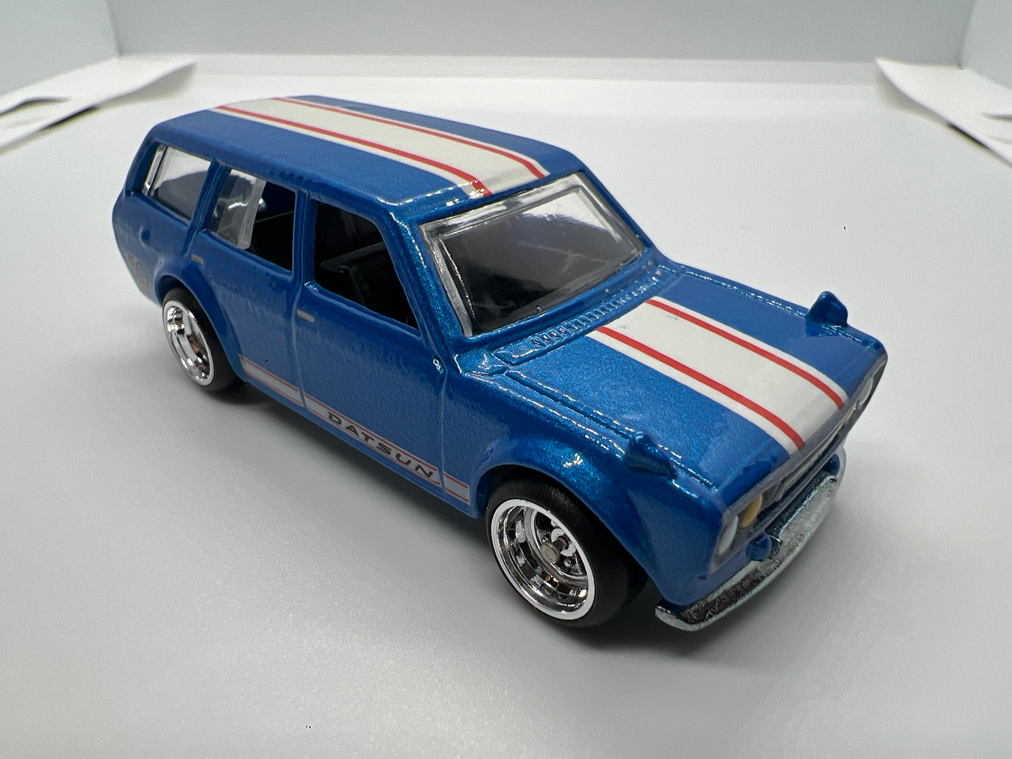 Hot Wheels 1/64 Premium 50th Favorites Set 71 Datsun 510 Wagon Blue Loose