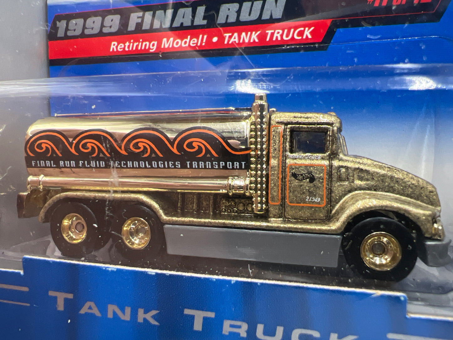 1999 Hot Wheels Final Run #11 Tank Truck Gold W/Real Riders