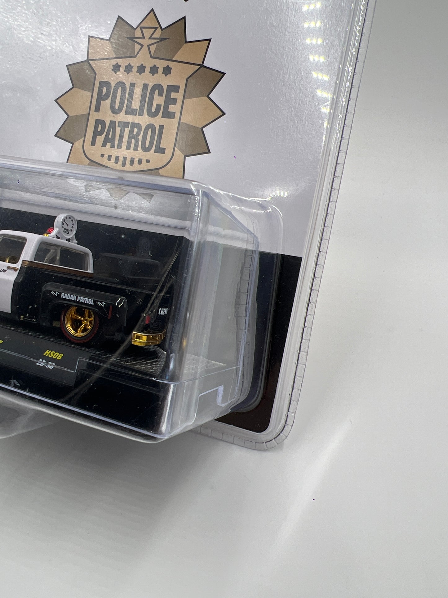 M2 Machines Hobby Exclusive CHASE Police Patrol 1976 Chevrolet Scottsdale HS08