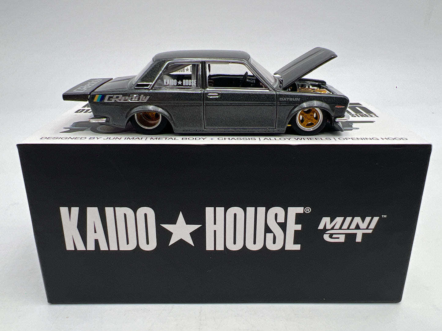 Mini GT Kaido House #017 Datsun 510 Pro Street Gray