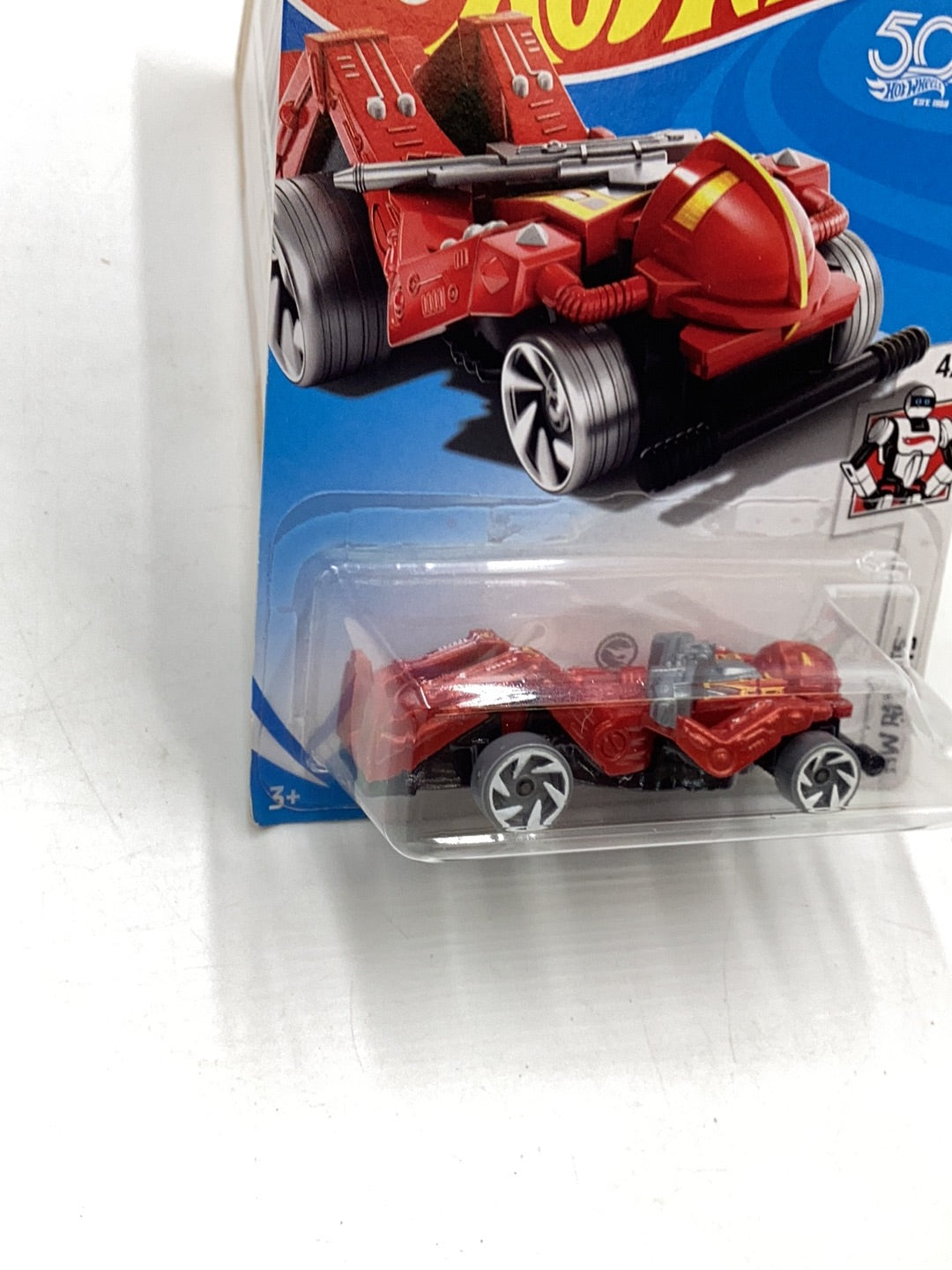 2018 Hot wheels Zombot Treasure hunt 277B small crack in blister