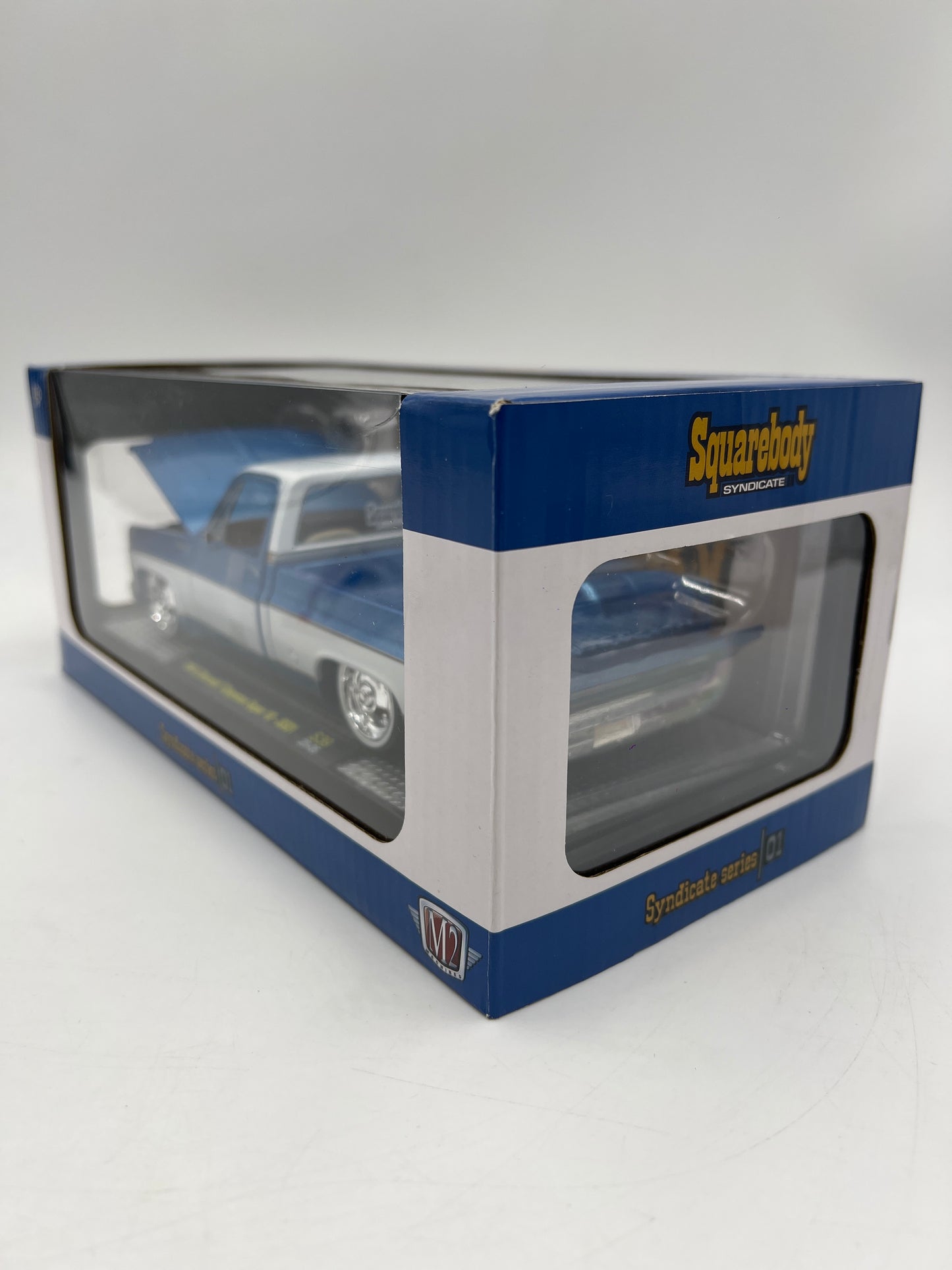M2 Machines 1/24 Syndicate Series 1974 Chevrolet Cheyenne Super 10 SS01 Blue/White S39