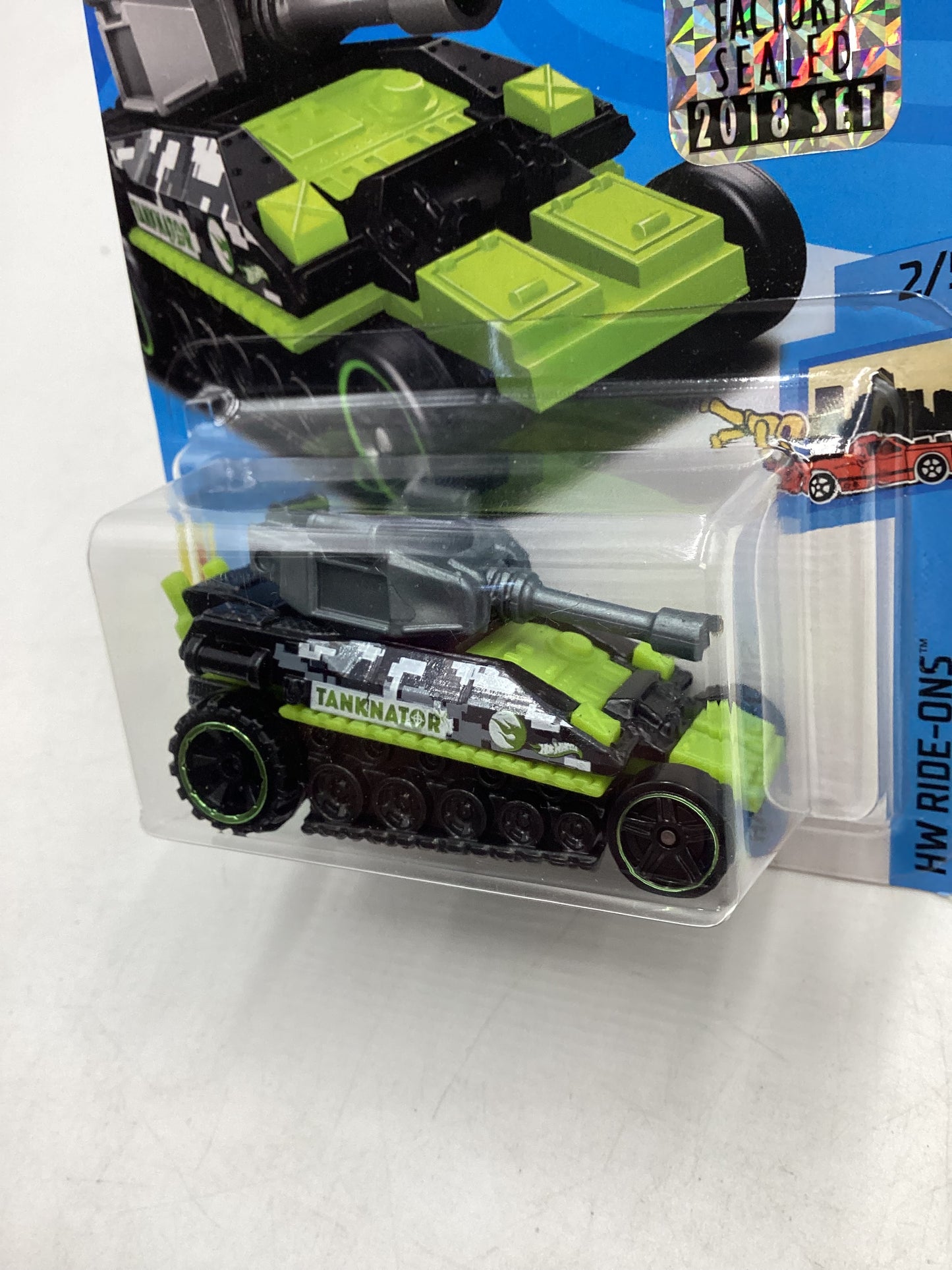 2018 Hot wheels Tanknator Green treasure Hunt Factory Sealed 275G