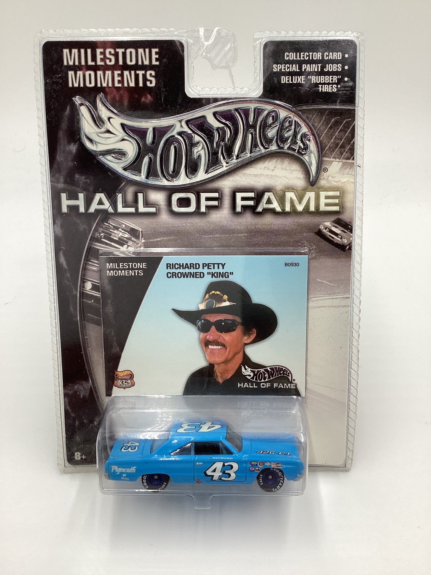 Hot Wheels Hall Of Fame Milestone Moments 67 Plymouth Richard Petty Crowned King Blue (SR)