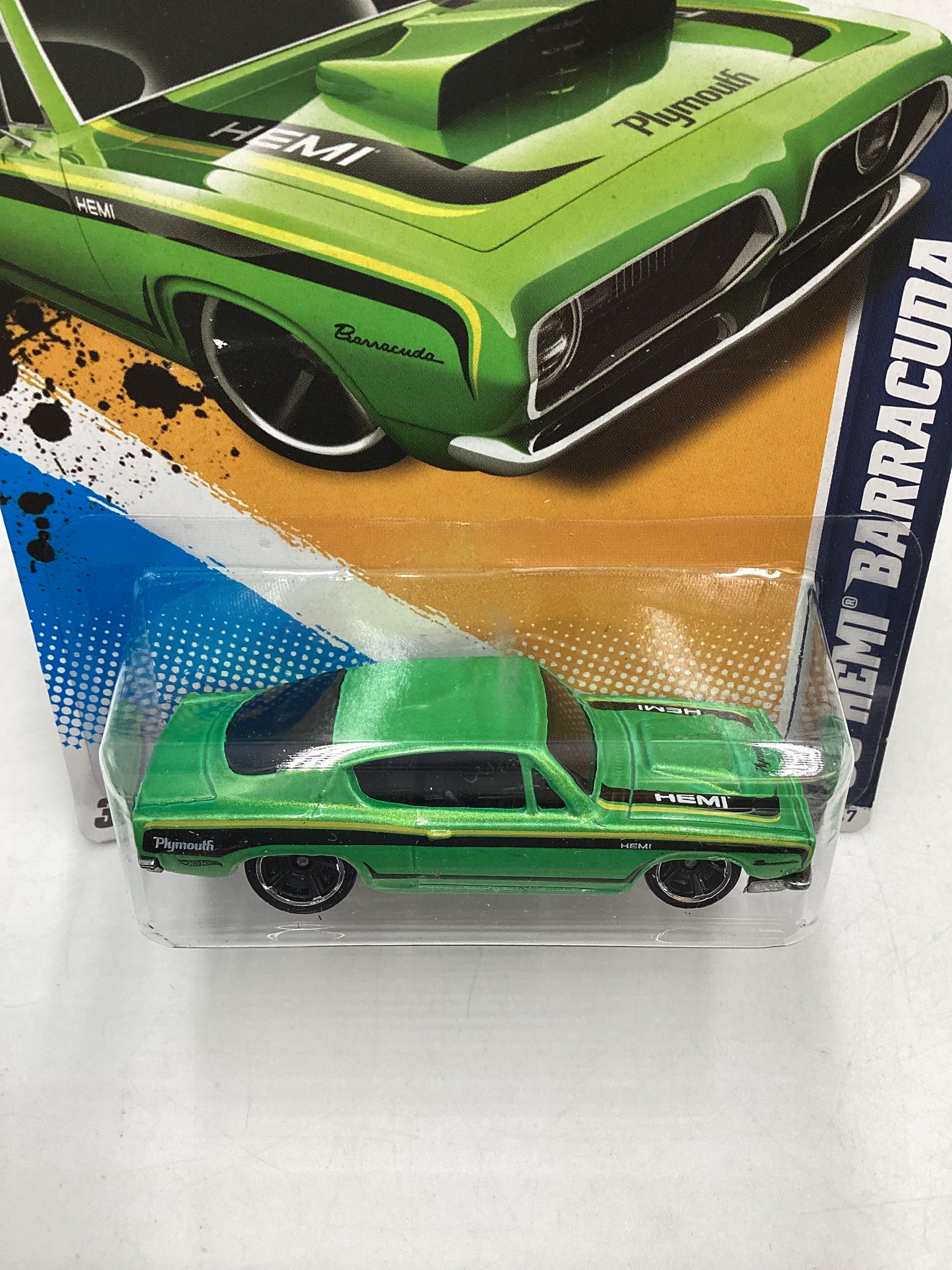 2012 Hot Wheels Muscle Mania #87 68 Hemi Barracuda Green 36H