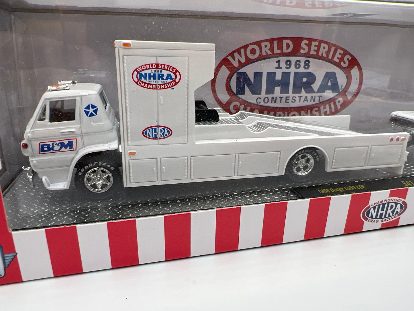 M2 Machines Auto Haulers Walmart Exclusive NHRA 1966 Dodge L600 COE & 1966 Dodge Charger Gasser S41