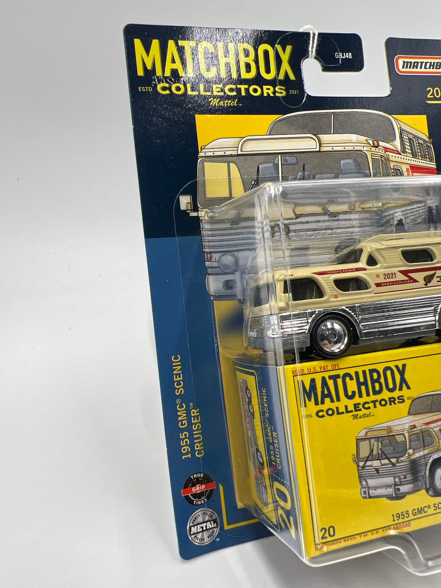 Matchbox Collectors #20 1955 GMC Scenic Cruiser Tan 169K