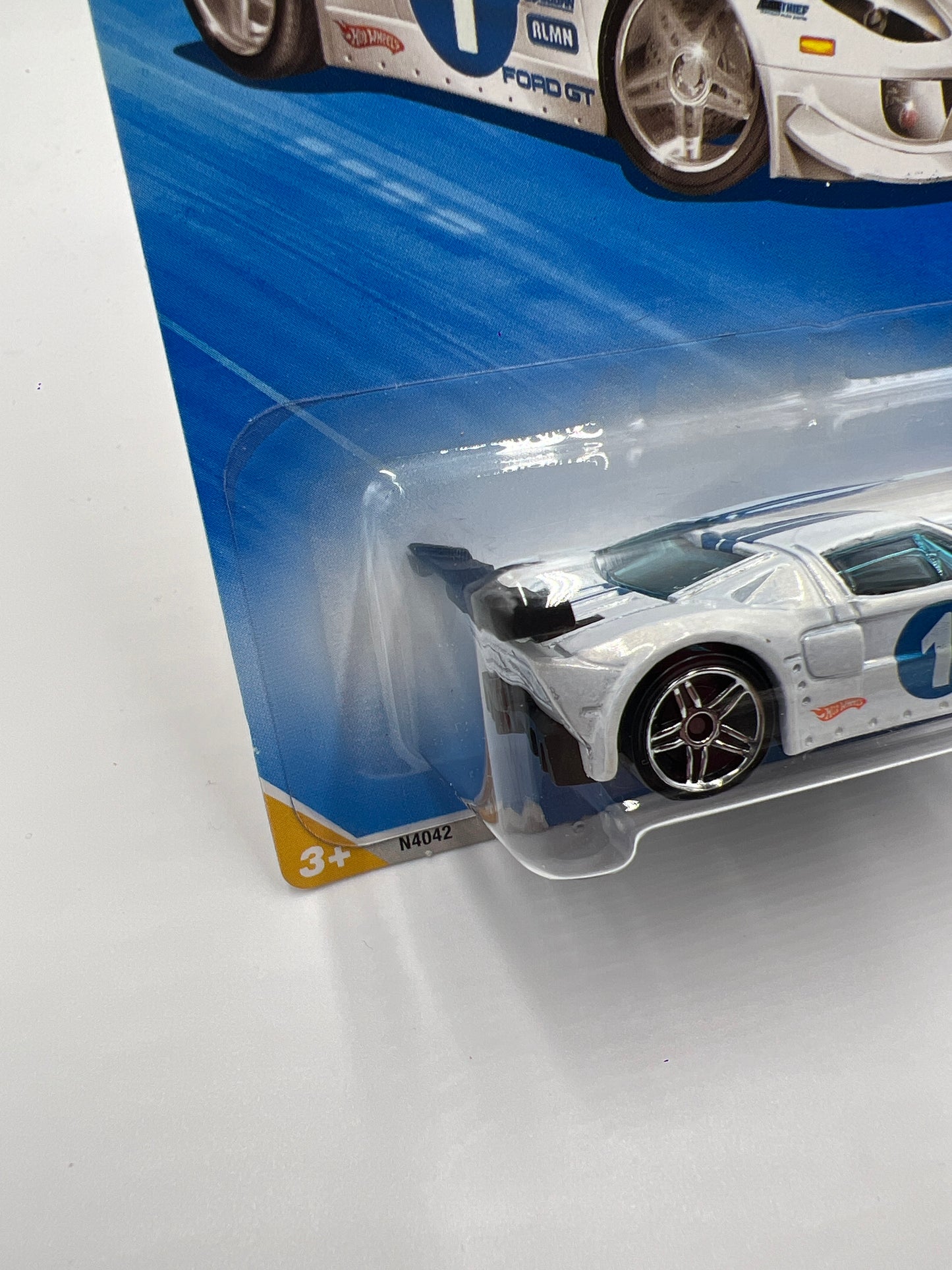 2009 Hot Wheels New Models #39 Ford GT LM White Factory Sealed SR