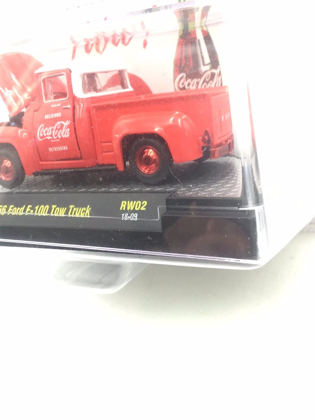 M2 Machines Coca Cola Christmas 1956 Ford F100 Tow Truck Chase RW02