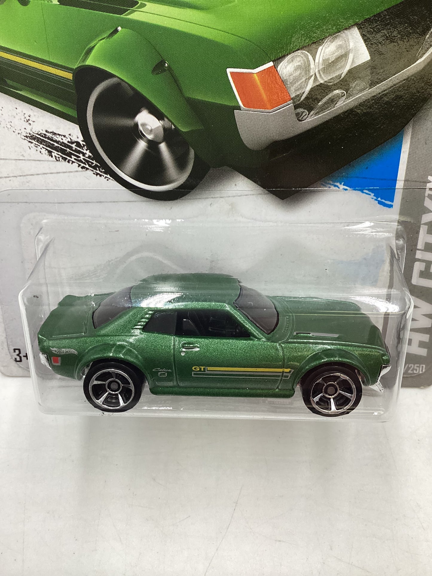 2013 Hot Wheels #167 70 Toyota Celica Green 95A